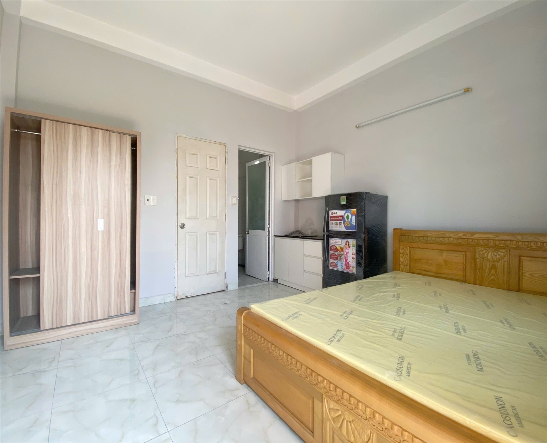 Phòng trọ CN House Nguyễn Phúc Chu - Tân Bình - Phòng (*)