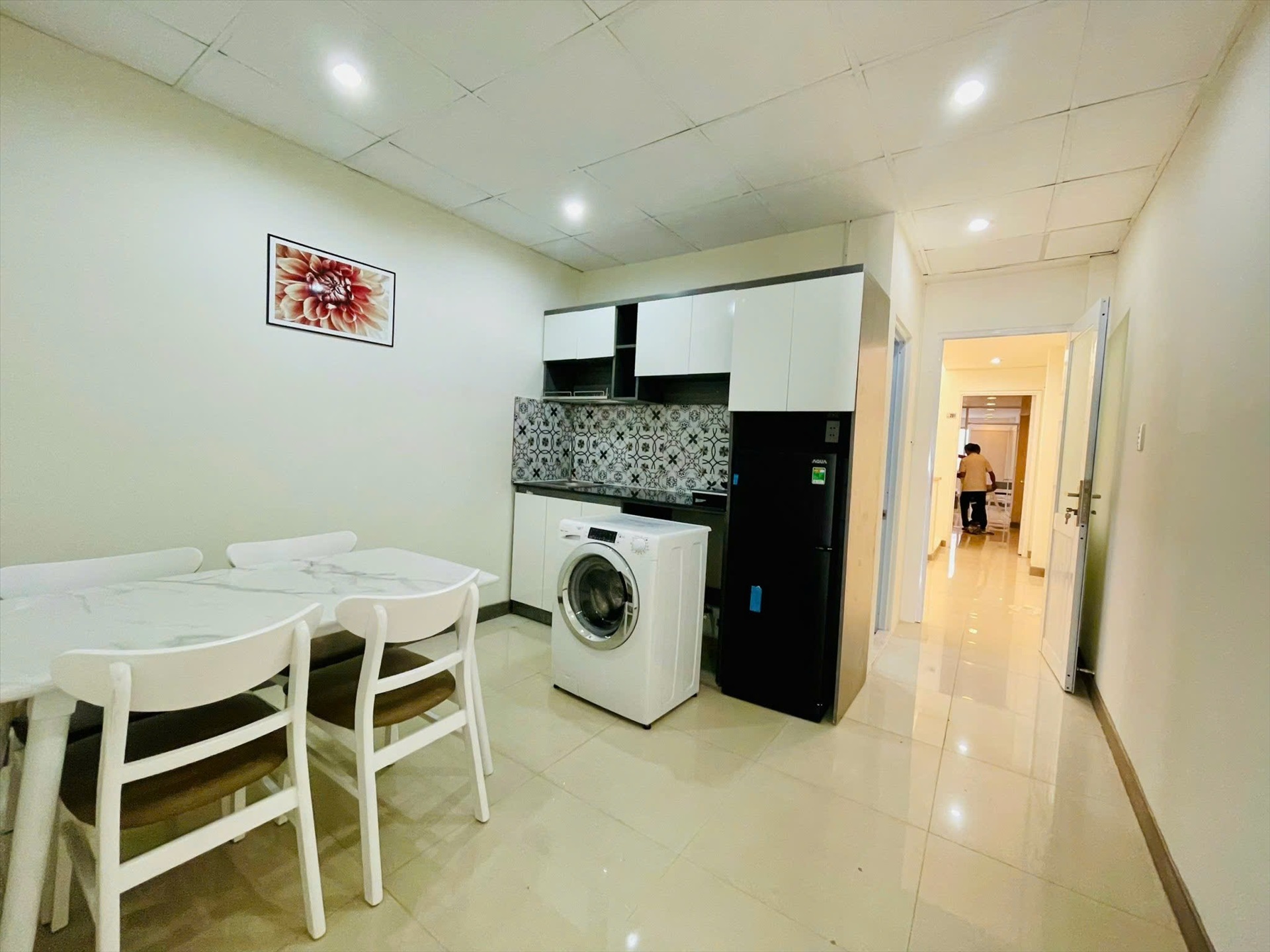 Phòng trọ Wish Home Nguyễn Minh Hoàng - Tân Bình - Phòng (*)
