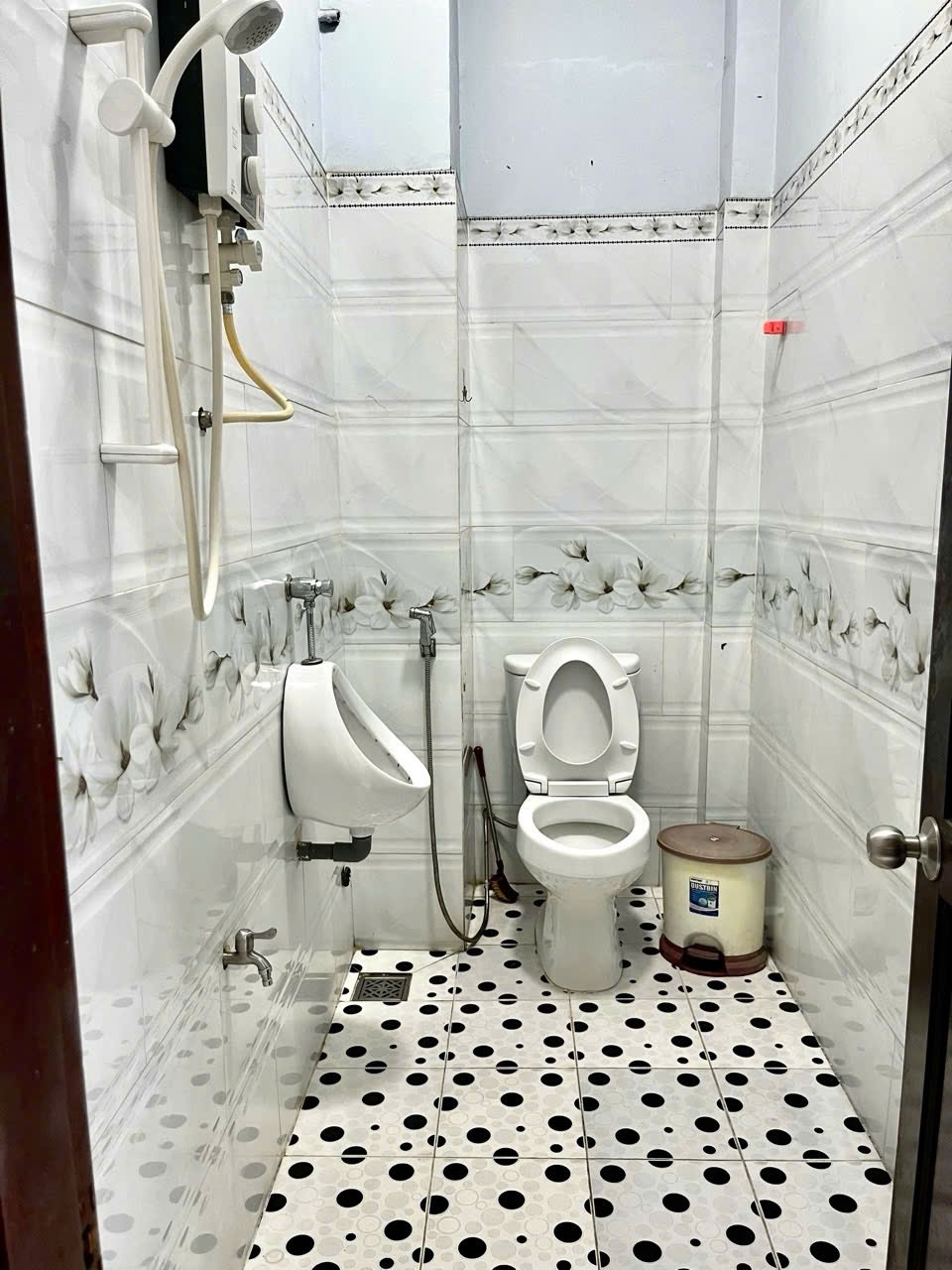 Phòng trọ Studio 45m2 tại LN Home Đường 39 - Quận 7 - Phòng tắm