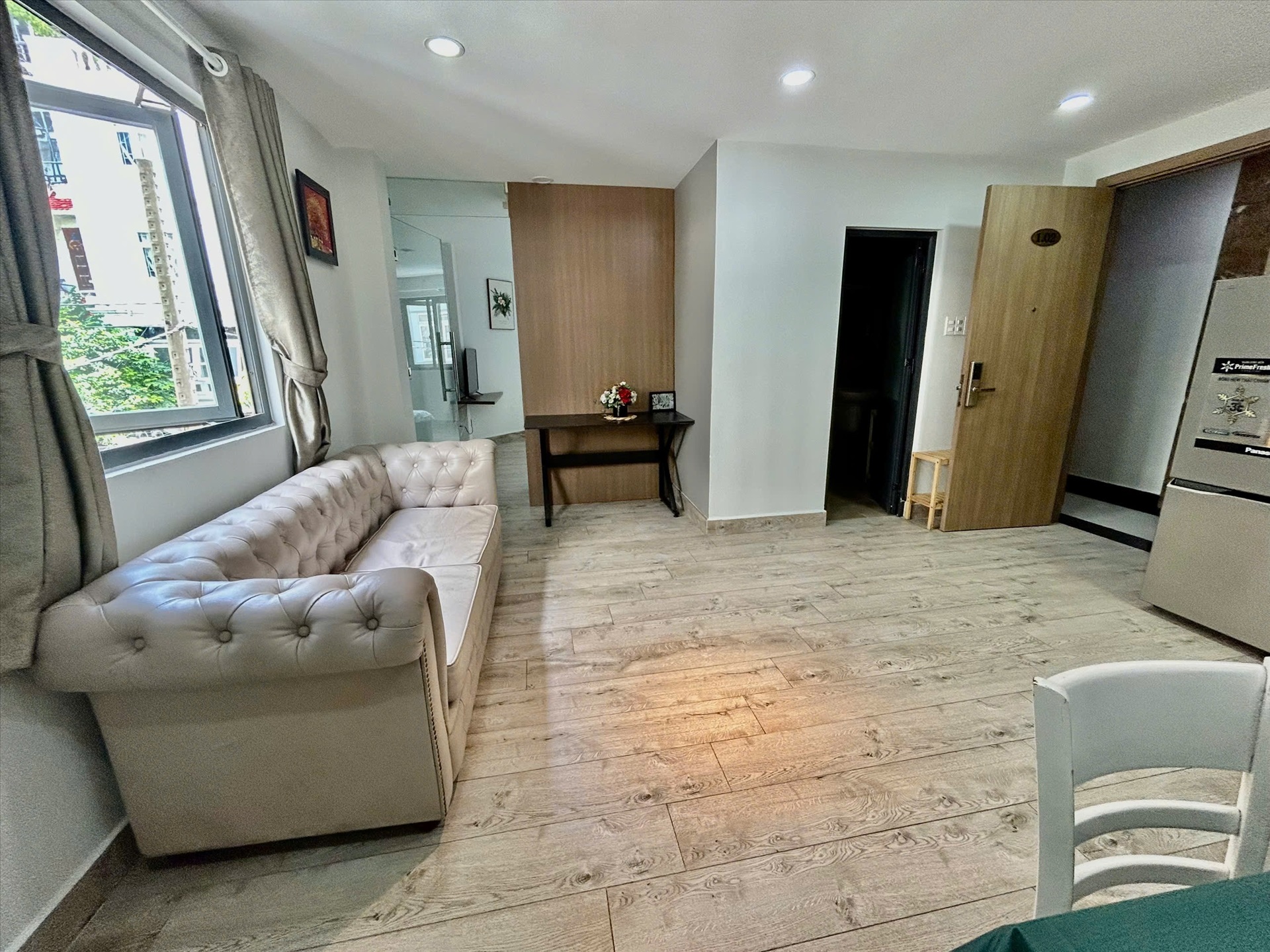 Phòng trọ 1 Phòng ngủ 45m2 tại CN Home Nguyễn Gia Trí - Bình Thạnh - Phòng khách