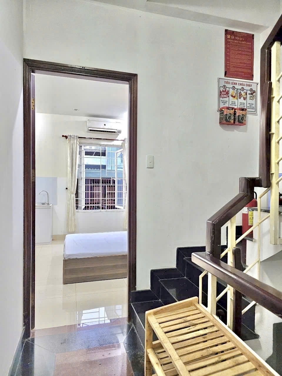 Phòng trọ Agia Home Nguyễn Hữu Cảnh - Bình Thạnh - Khu cầu thang chung (*)