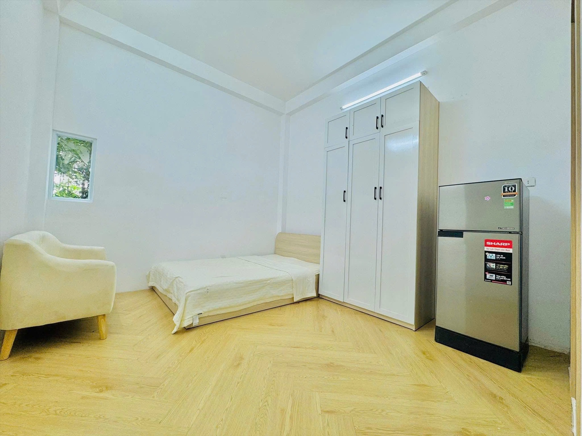 Phòng trọ Uncle House Nguyễn Văn Mai - Quận 3 - Phòng (*)