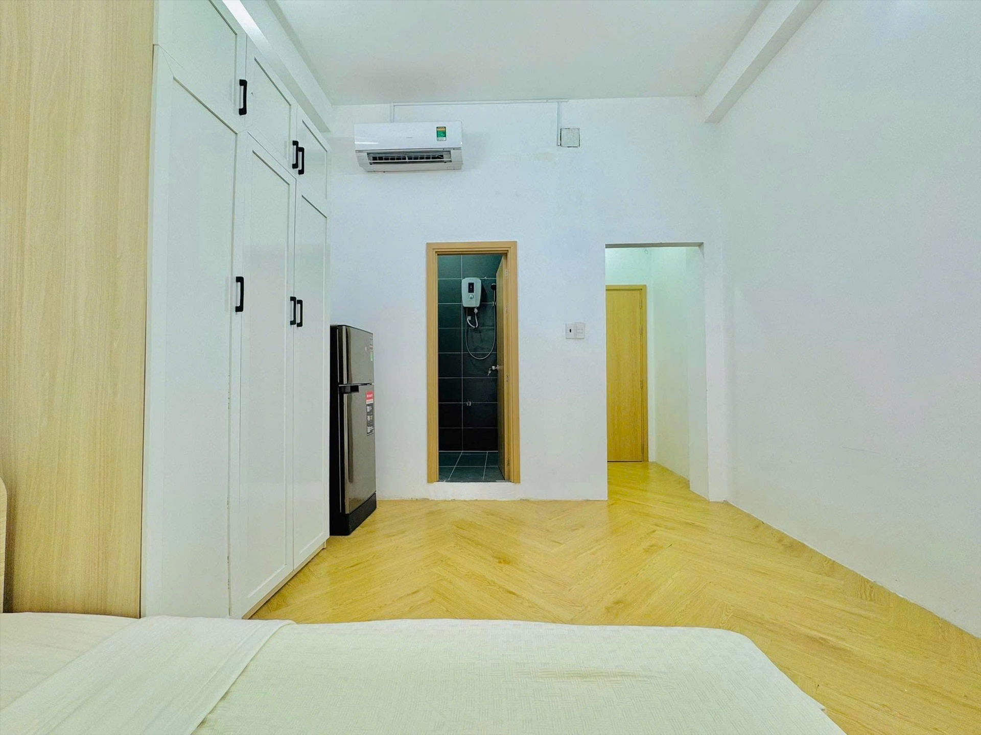 Phòng trọ Uncle House Nguyễn Văn Mai - Quận 3
