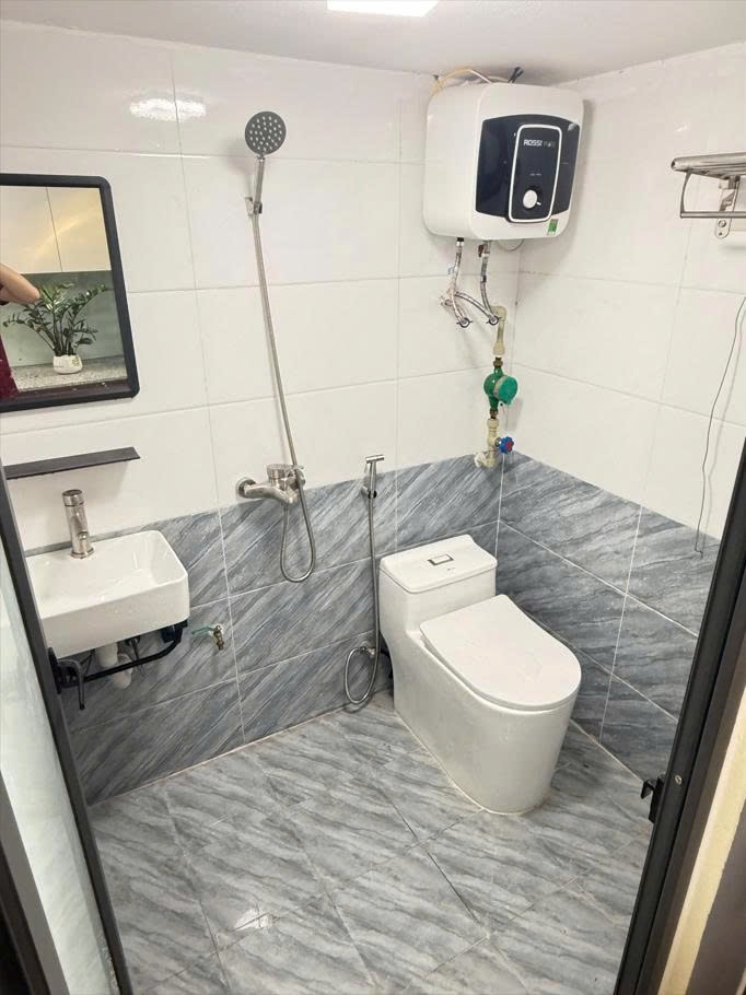 Phòng trọ Duplex 25m2 tại Big Home Xuân Phương  - Nam Từ Liêm - Phòng tắm