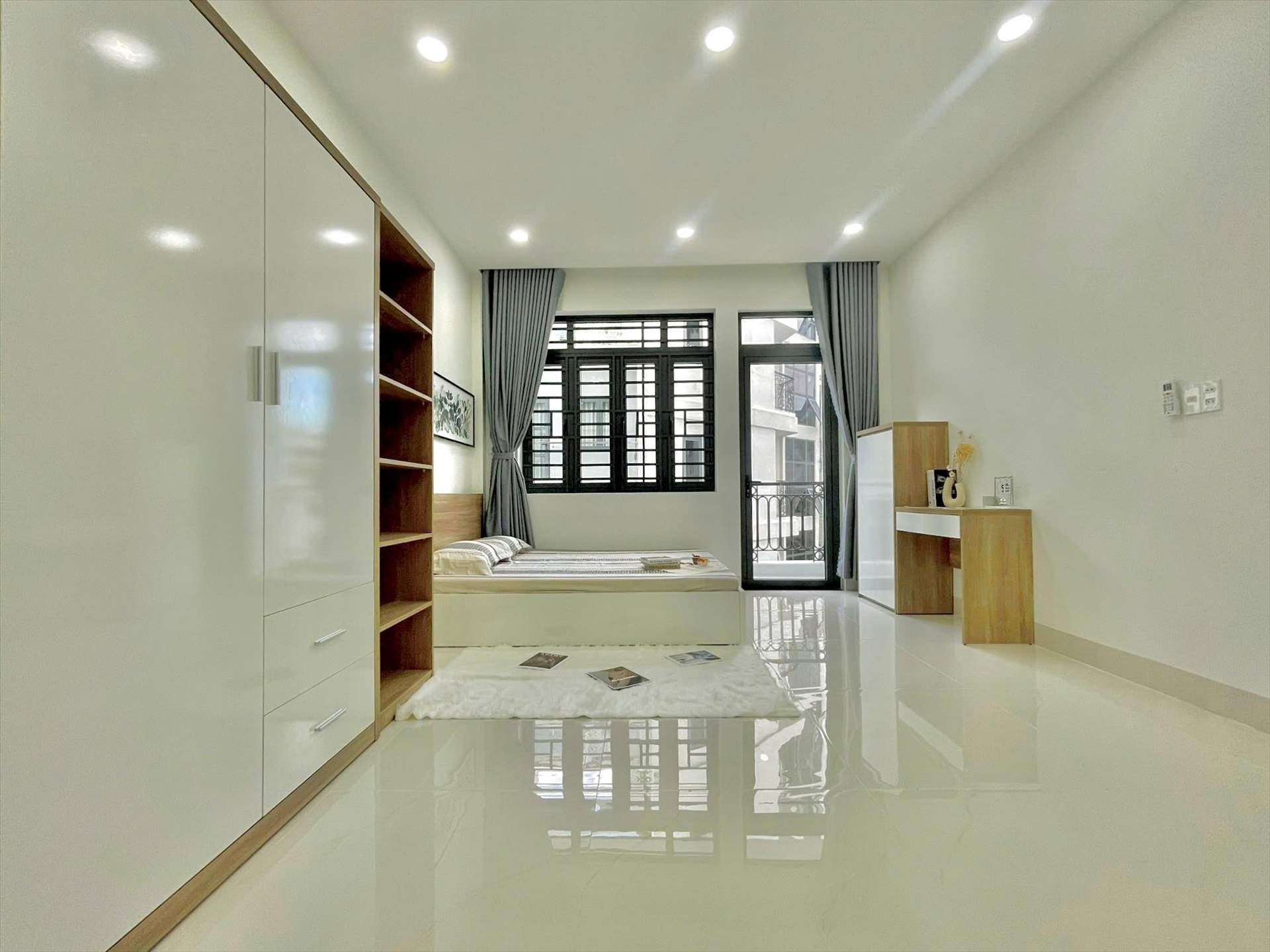 Phòng trọ LTL House Bạch Đằng - Tân Bình - Phòng (*)