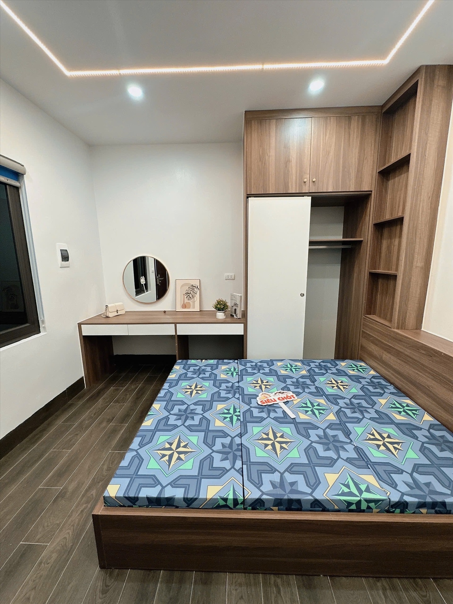 Phòng trọ Studio 25m2 tại NTV Apartment Đình Thôn - Nam Từ Liêm - Góc làm việc