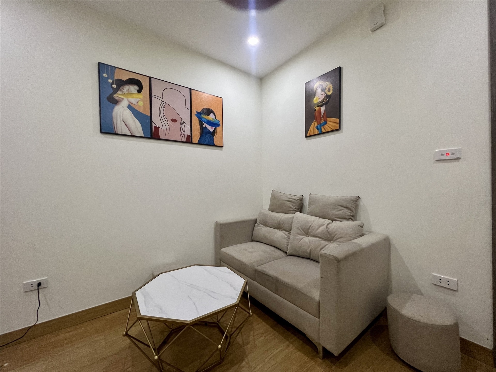 Phòng trọ TC Home Hoàng Hoa Thám - Ba Đình - Phòng (*)