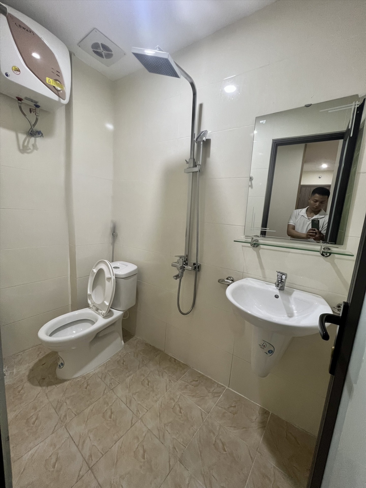 Phòng trọ 2 Phòng ngủ 40m2 tại TC Home Hoàng Hoa Thám - Ba Đình - Phòng tắm