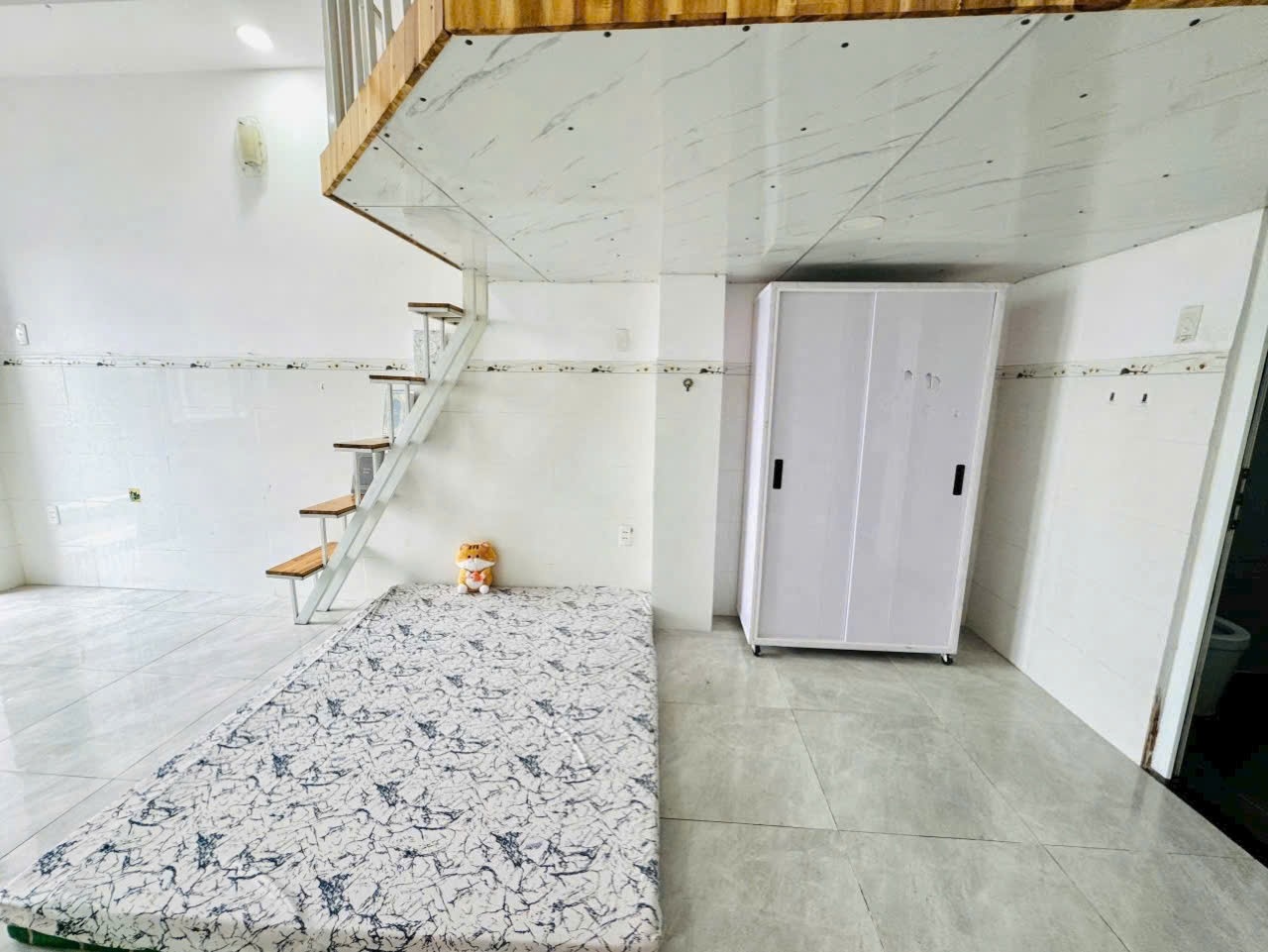 Phòng trọ AT House Thống Nhất - Gò Vấp - Phòng (*)