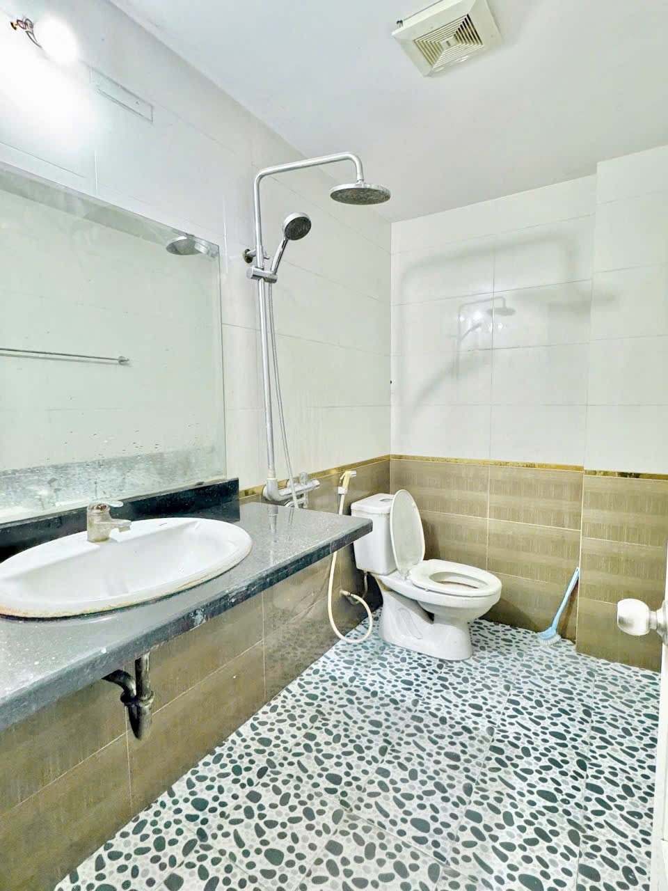 Phòng trọ Studio 20m2 tại Time House Hồ Tùng Mậu - Cầu Giấy - Phòng tắm
