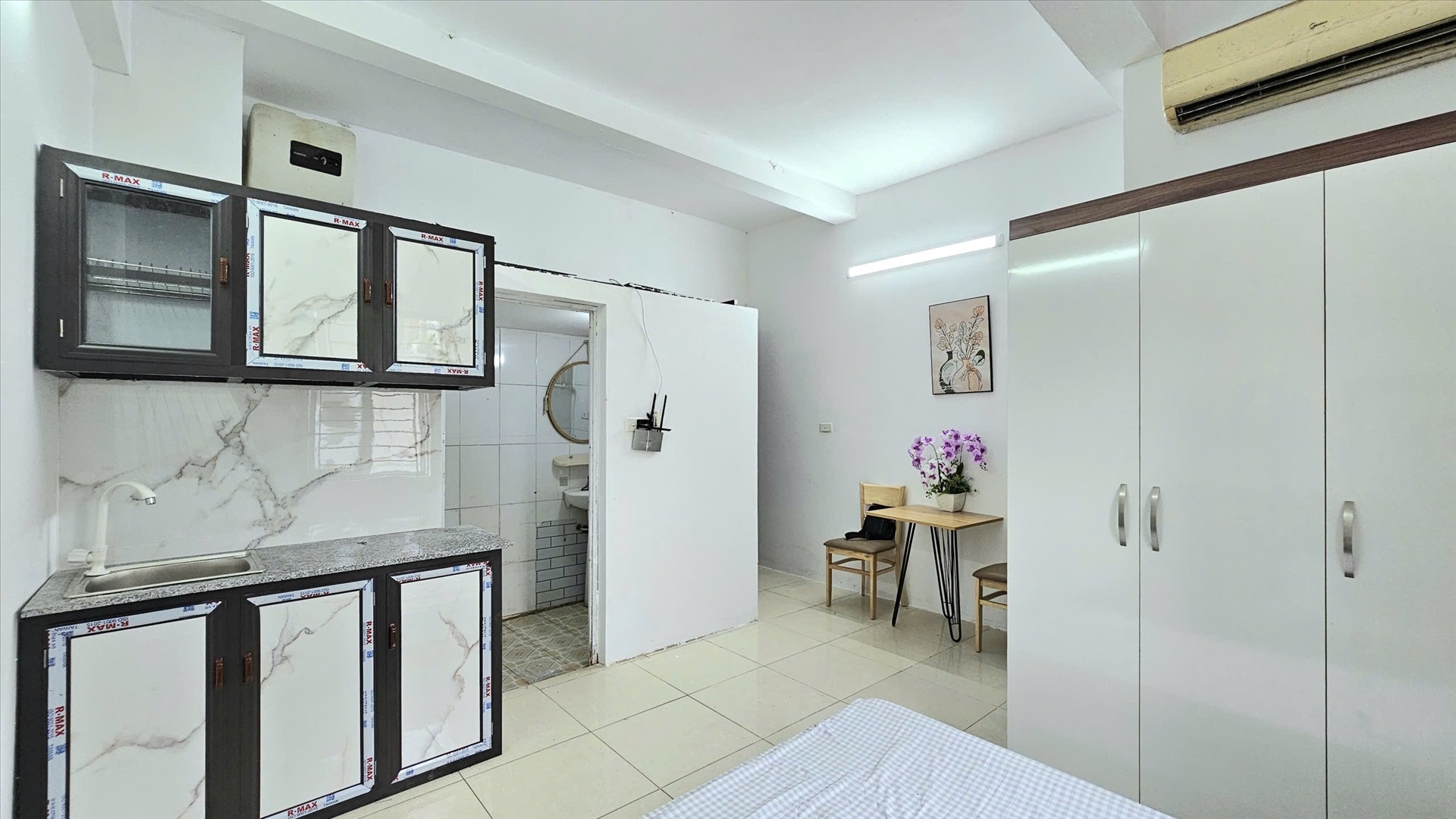 Phòng trọ Studio 25m2 tại Time House Chùa Láng - Đống Đa - Phòng bếp