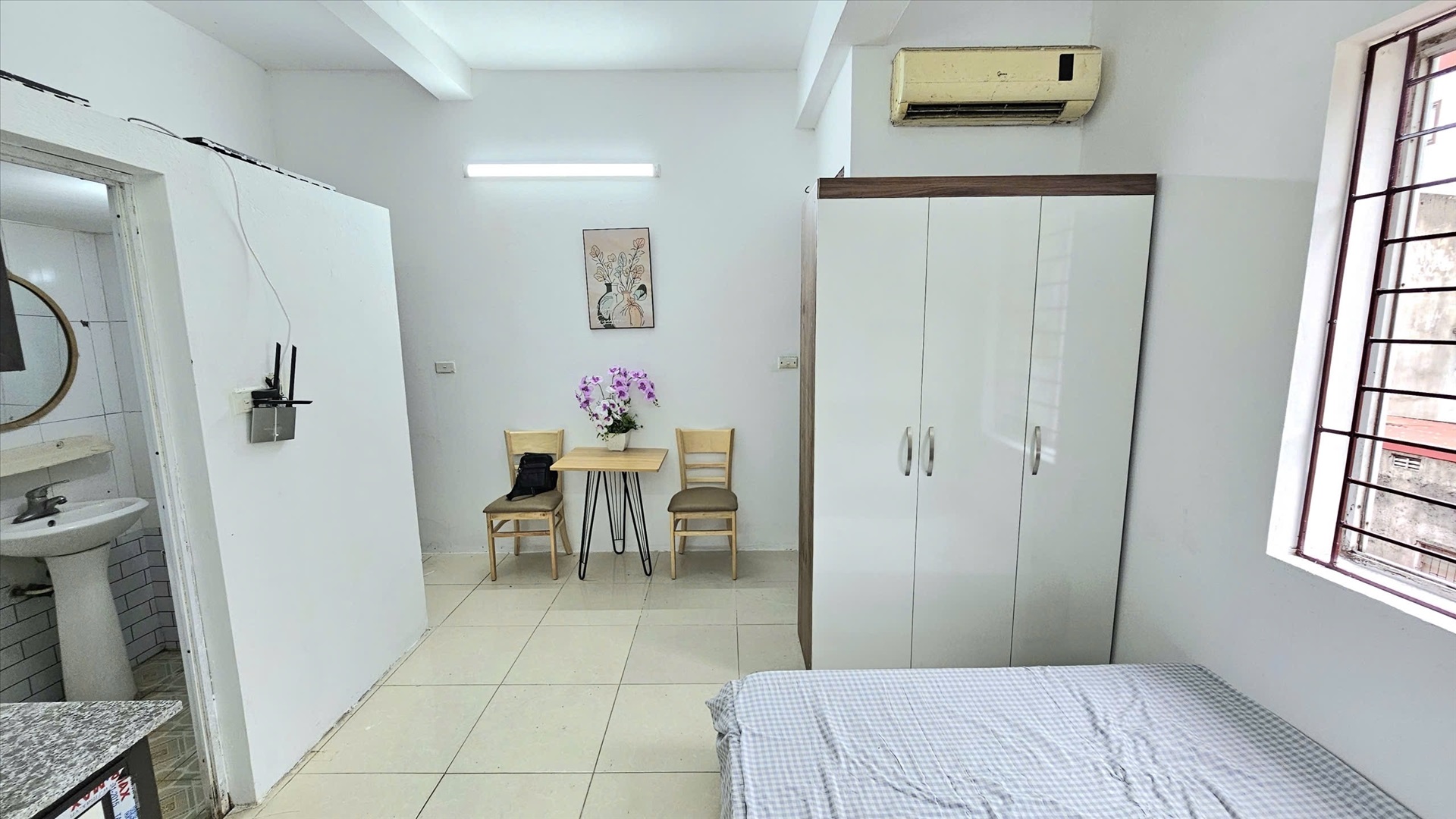 Phòng trọ Time House Chùa Láng - Đống Đa - Phòng (*)