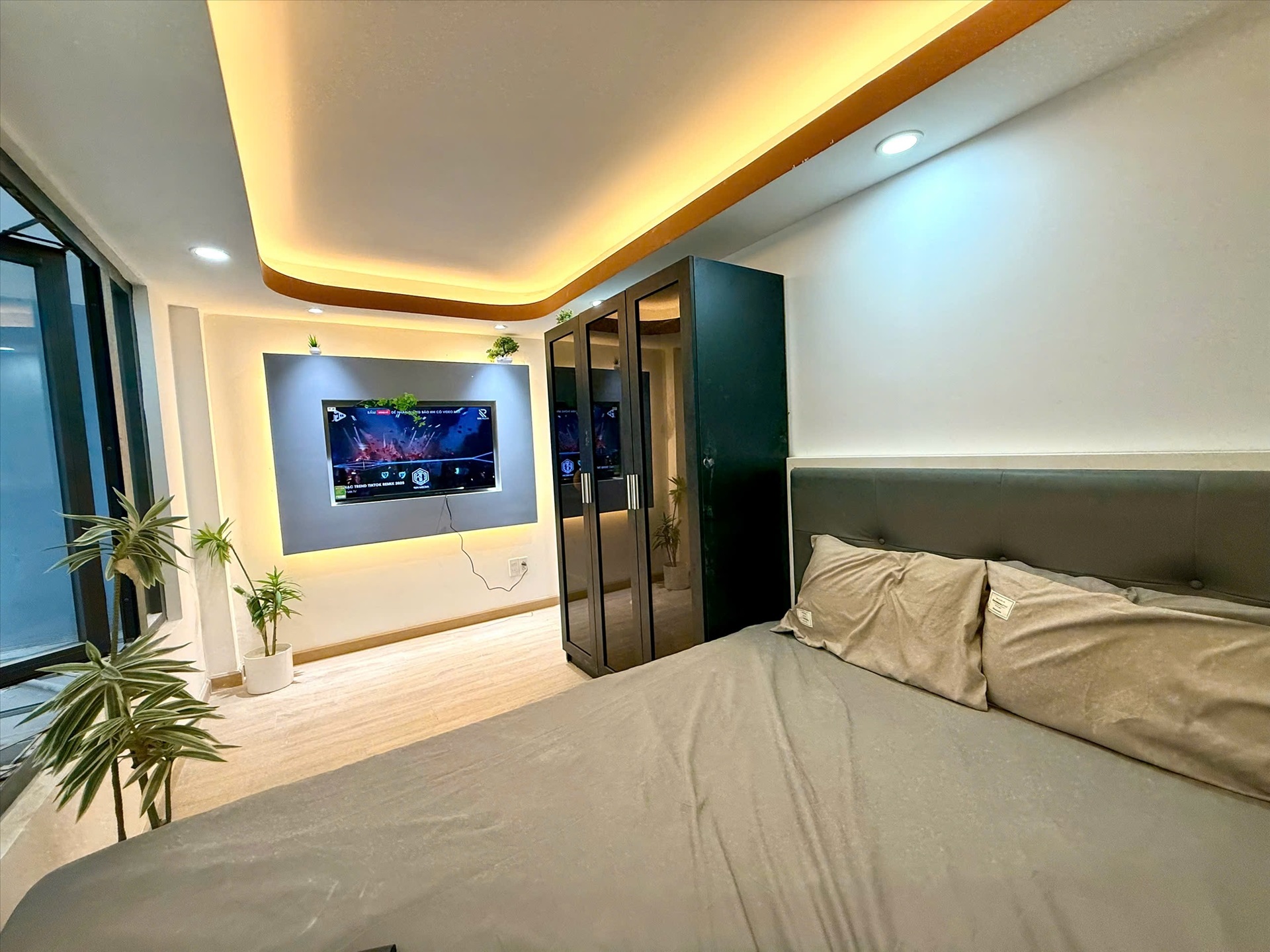 Phòng trọ AQ Home 2 Huỳnh Văn Bánh - Phú Nhuận - Phòng (*)