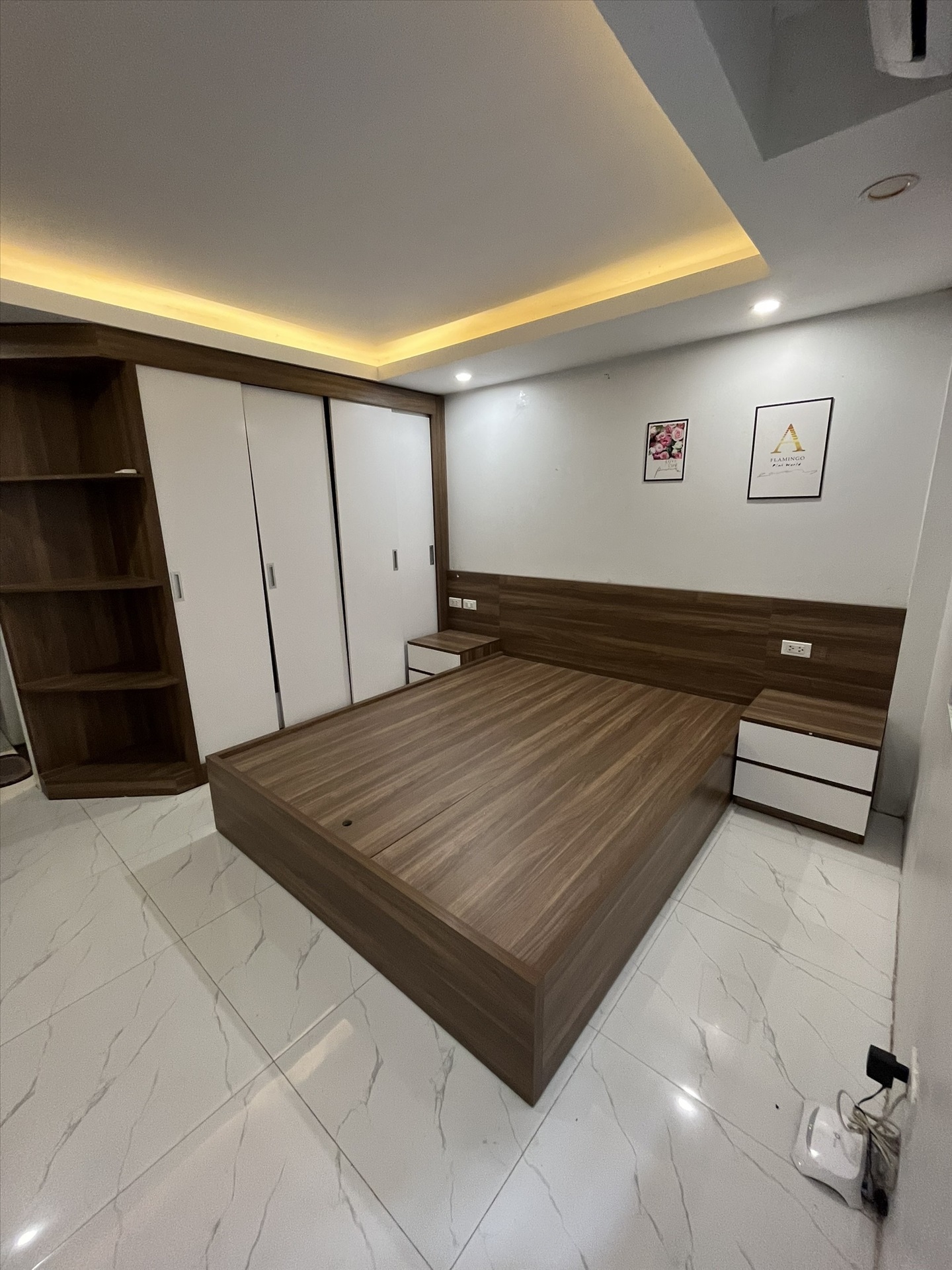 Phòng trọ TT House 1 Đường Láng - Đống Đa - Phòng (*)