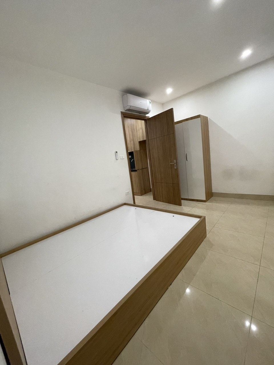 Phòng trọ TT House Cầu Giấy - Cầu Giấy - Phòng (*)
