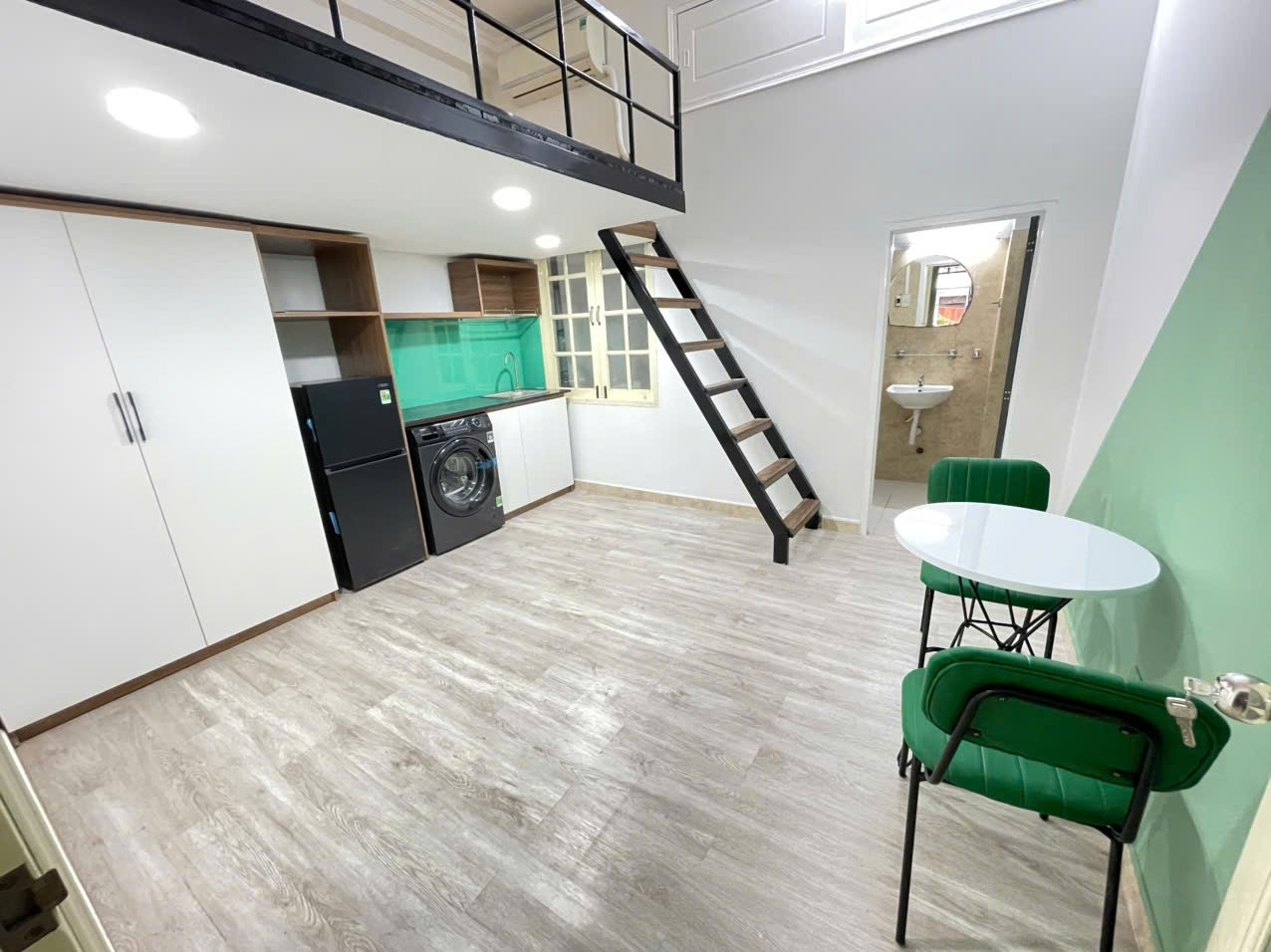 Phòng trọ Duplex 20m2 tại AK Home Chu Văn An - Bình Thạnh - Phòng khách