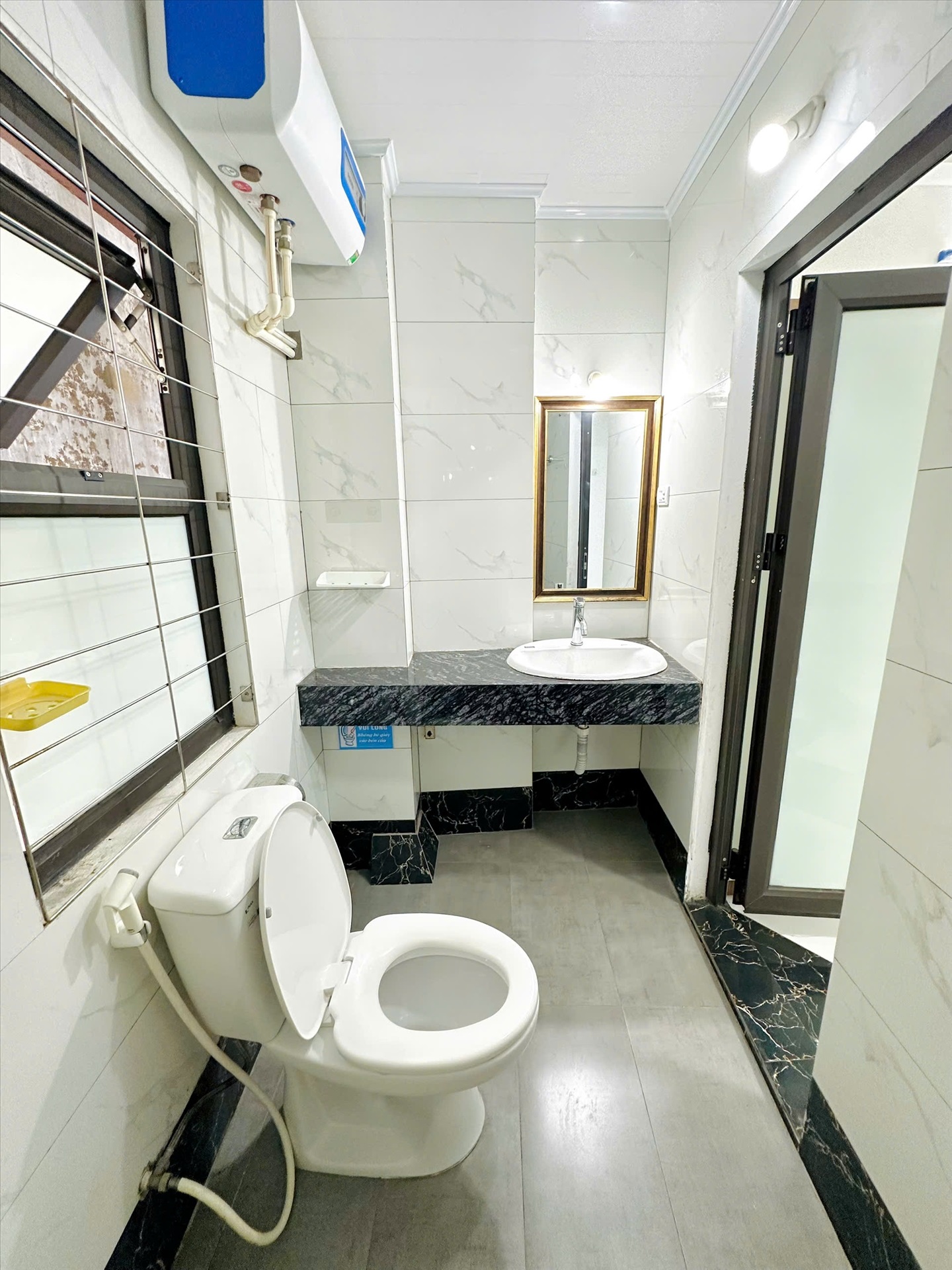 Phòng trọ Studio 40m2 tại TT House Nhân Hòa - Thanh Xuân - Phòng tắm