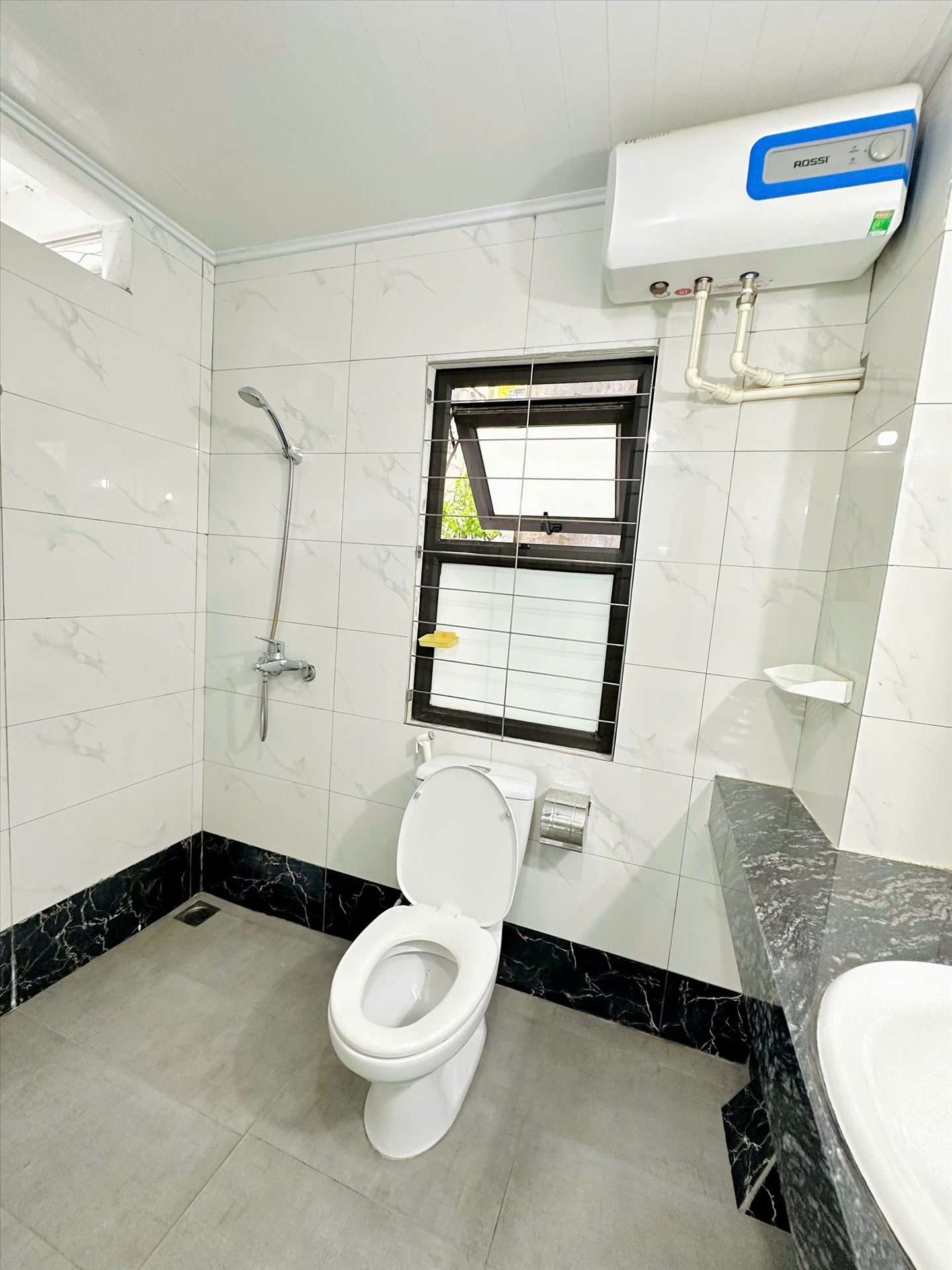Phòng trọ Studio 40m2 tại TT House Nhân Hòa - Thanh Xuân - Phòng tắm