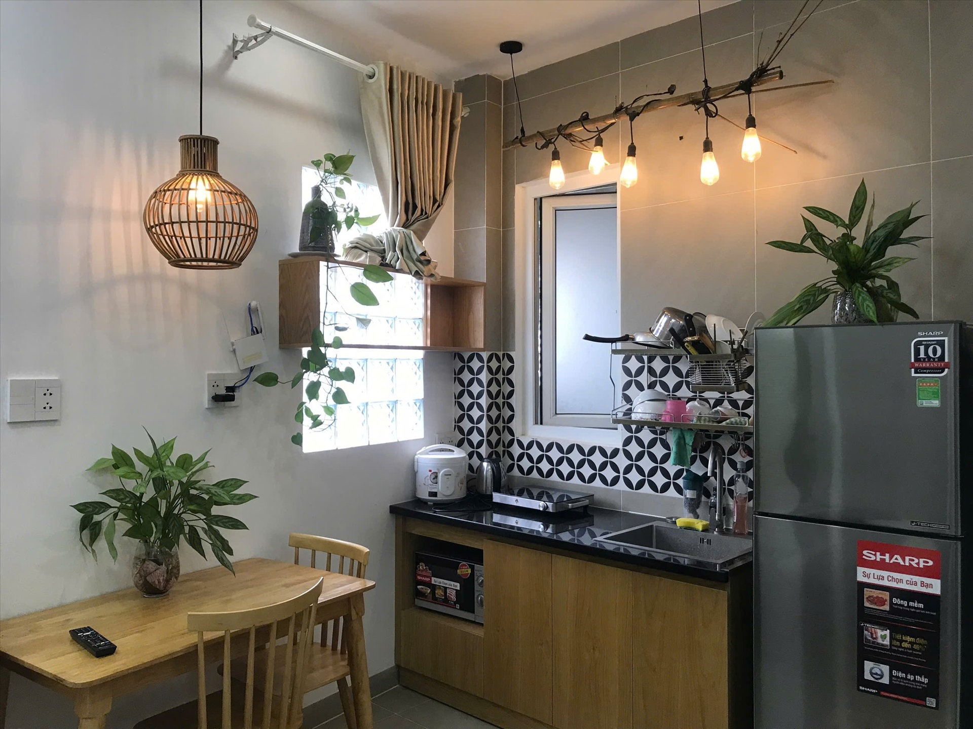 Phòng trọ Your Home Nhất Chi Mai - Tân Bình - Phòng (*)
