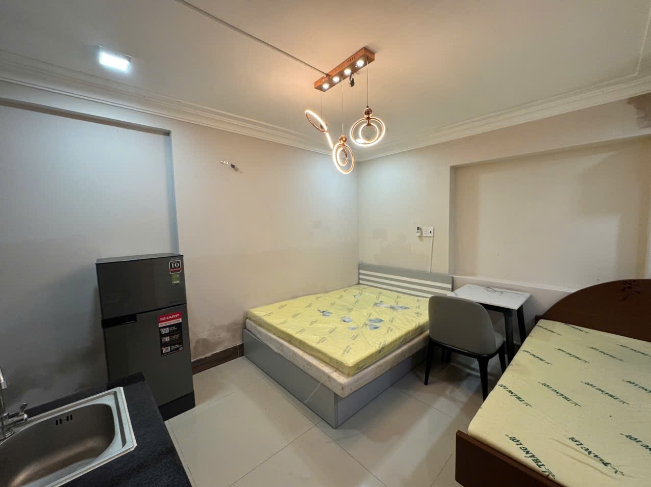 Phòng trọ Weone House Nguyễn Gia Trí - Bình Thạnh - Phòng (*)