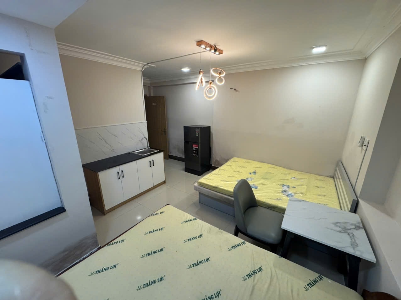 Phòng trọ Weone House Nguyễn Gia Trí - Bình Thạnh - Phòng (*)