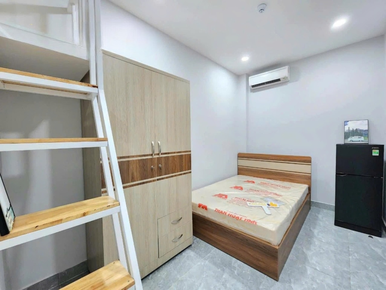 Phòng trọ Iris House Cô Giang - Phú Nhuận