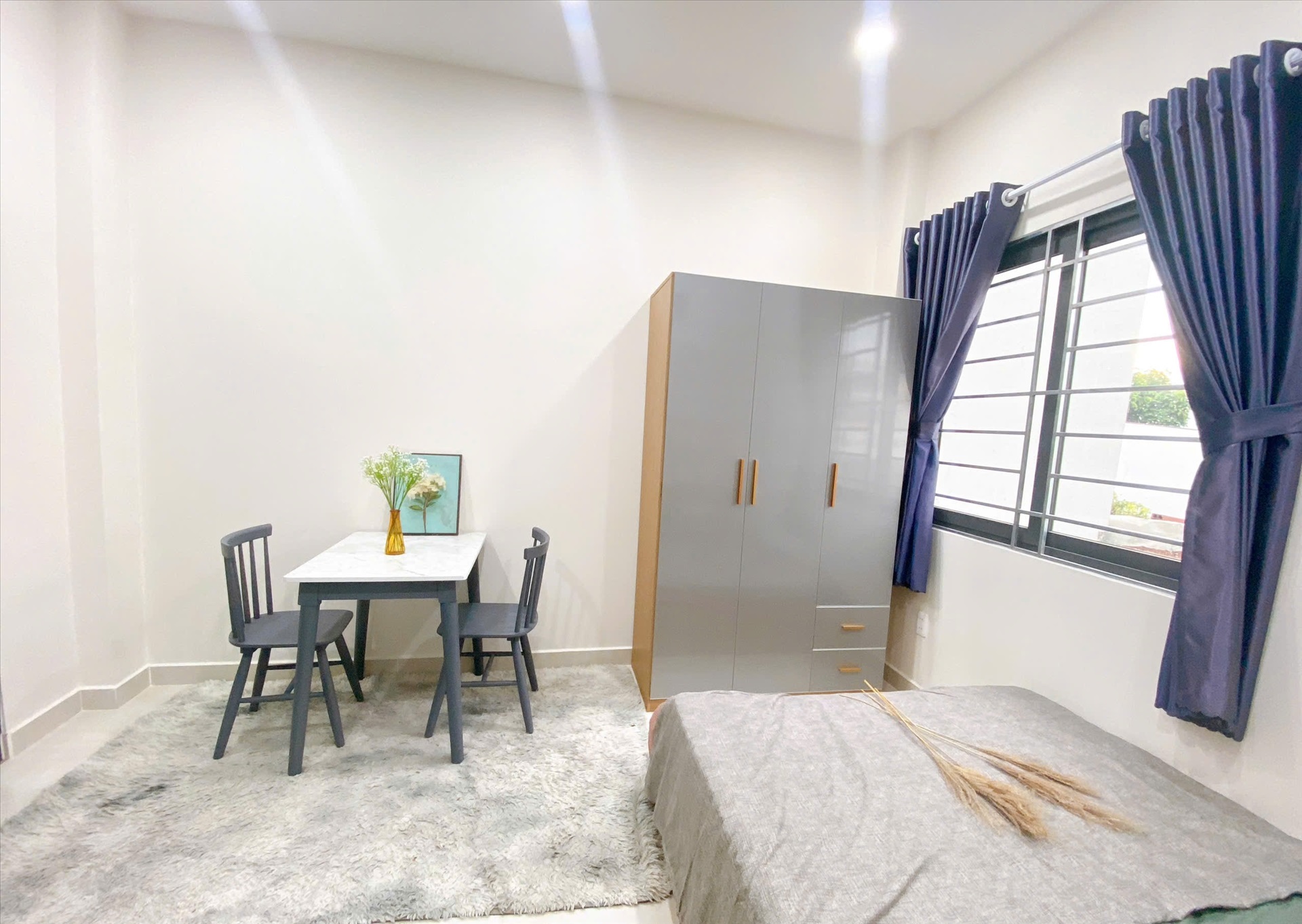 Phòng trọ Studio 25m2 tại AT Home Âu Cơ - Tân Bình - Phòng khách