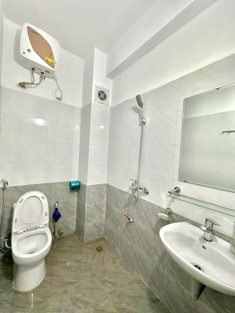Phòng trọ Studio 30m2 tại Timehouse 2 Kiều Mai - Bắc Từ Liêm - Phòng tắm