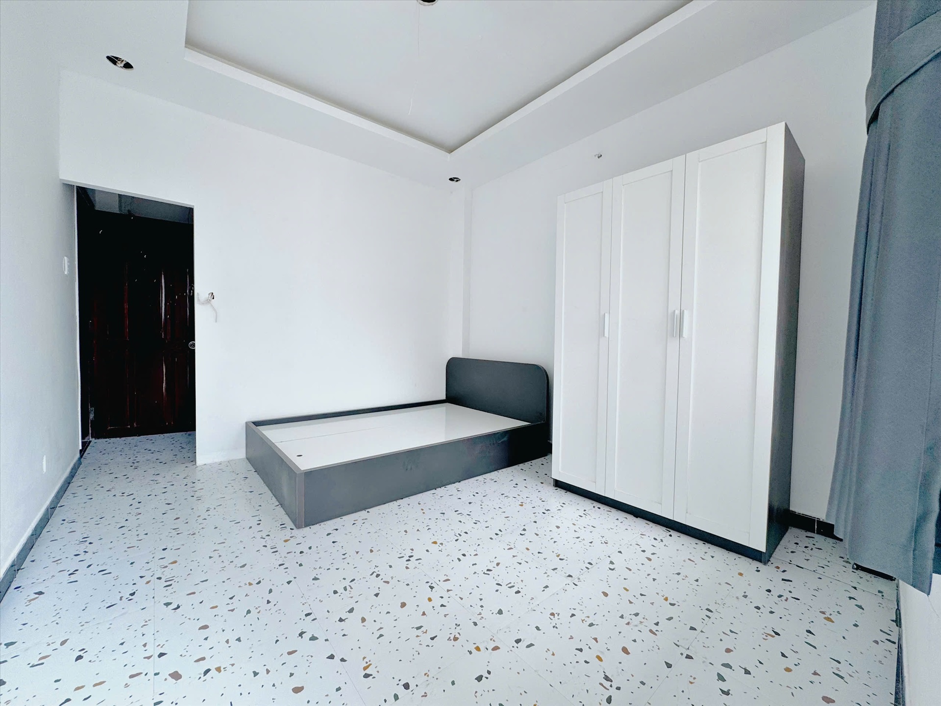 Phòng trọ UD House Bùi Đình Tuý - Bình Thạnh - Phòng (*)