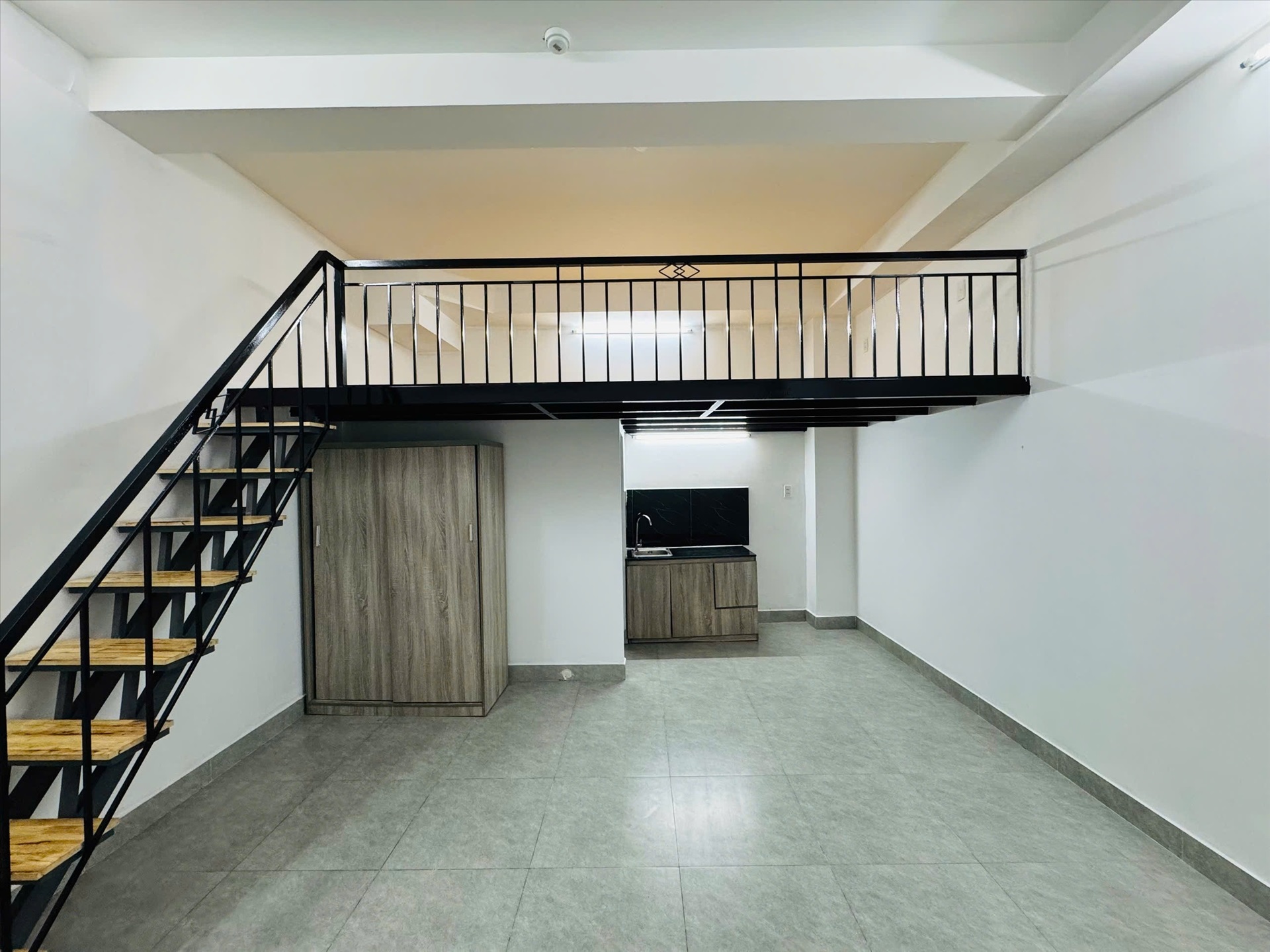 Phòng trọ Duplex 25m2 tại ACHome Tân Hương - Tân Phú - Phòng khách