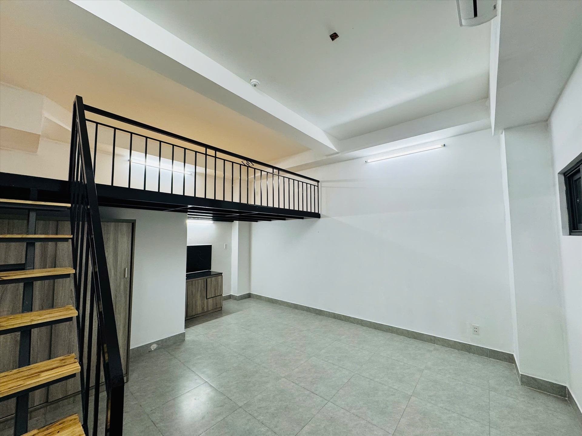 Phòng trọ Duplex 25m2 tại ACHome Tân Hương - Tân Phú - Phòng khách