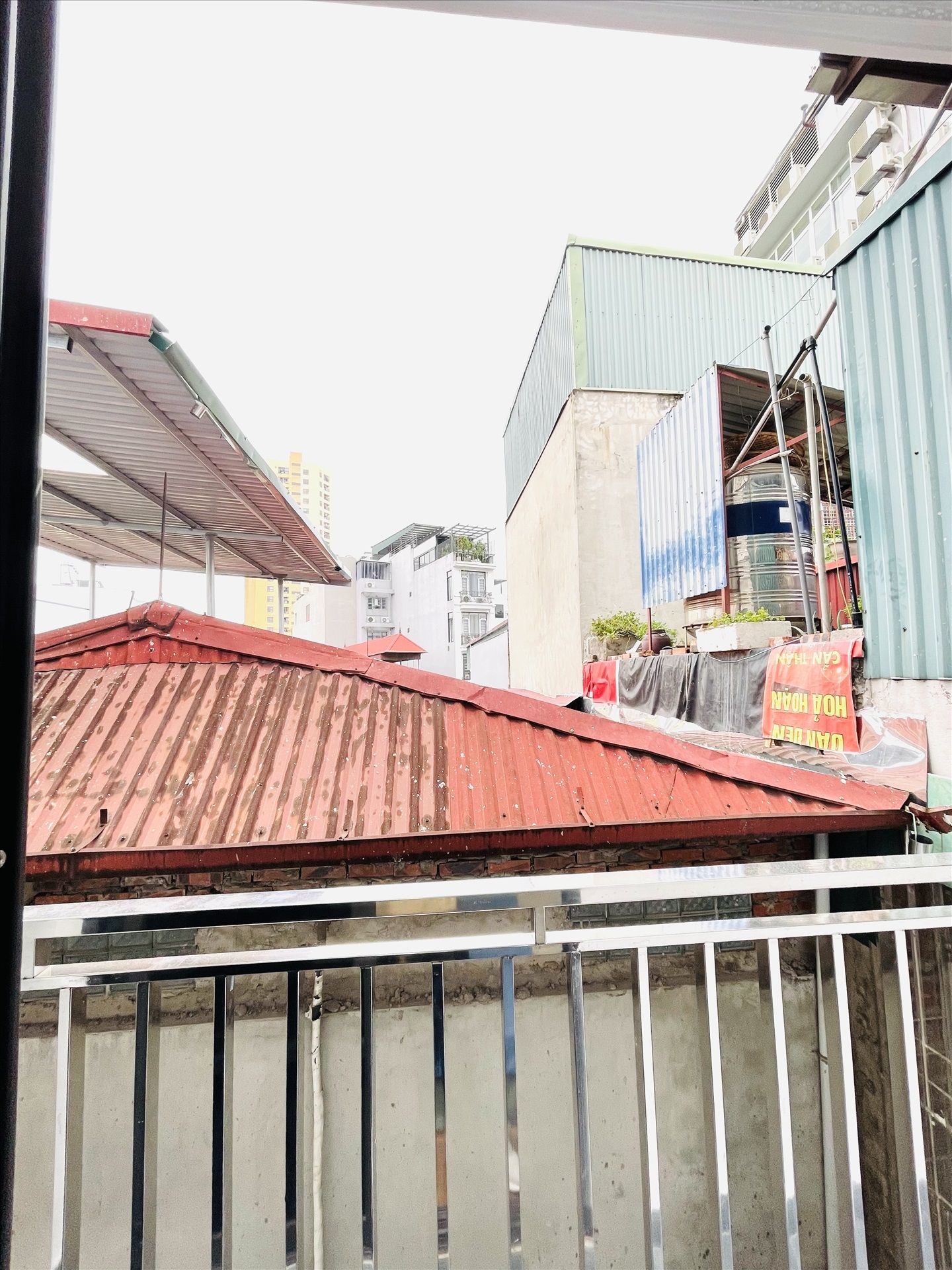 Phòng trọ Studio 30m2 tại Friends Team Tô Vĩnh Diện - Thanh Xuân - Ban công