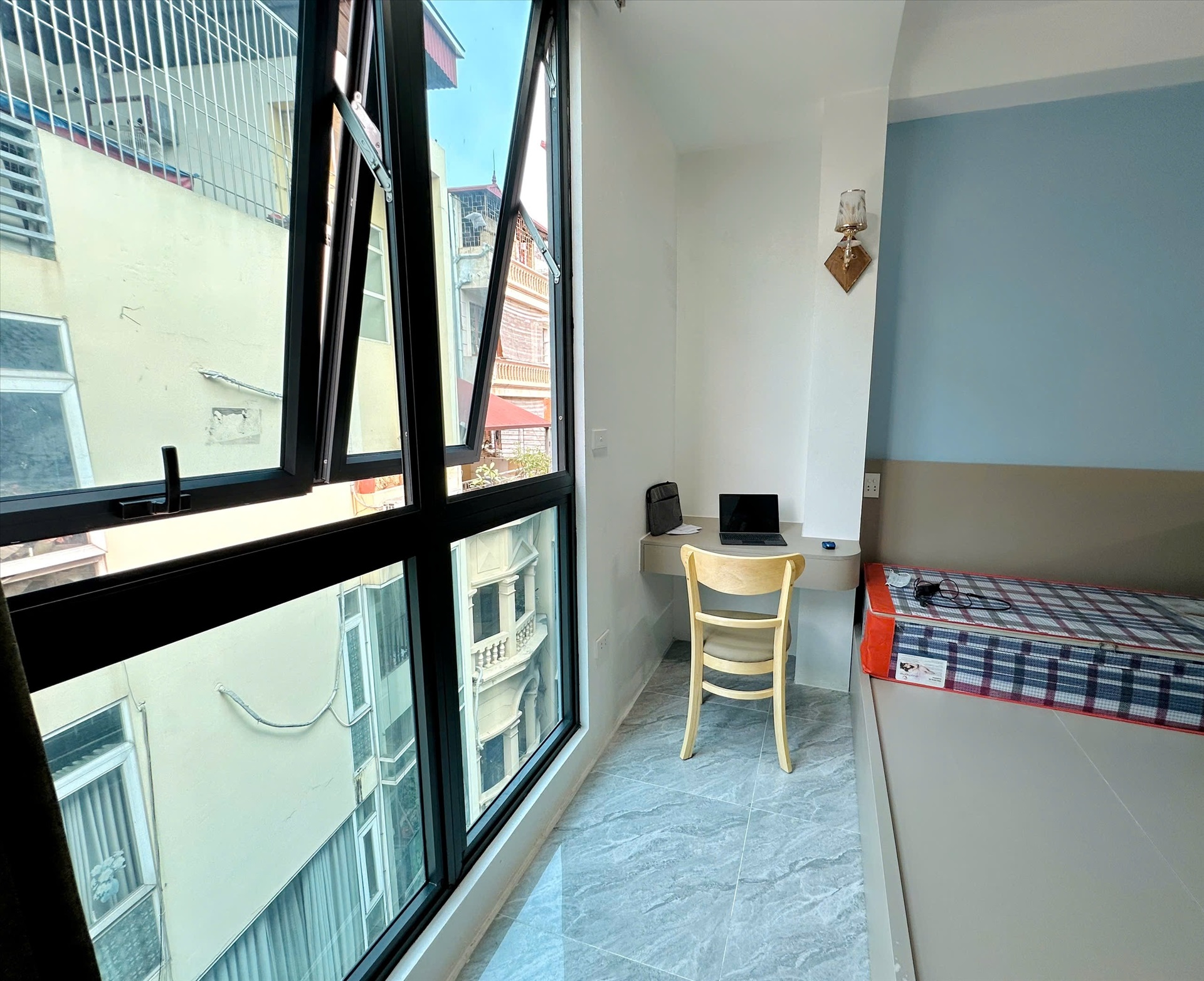 Phòng trọ Studio 30m2 tại  TT House Chùa Láng - Đống Đa - Phòng ngủ