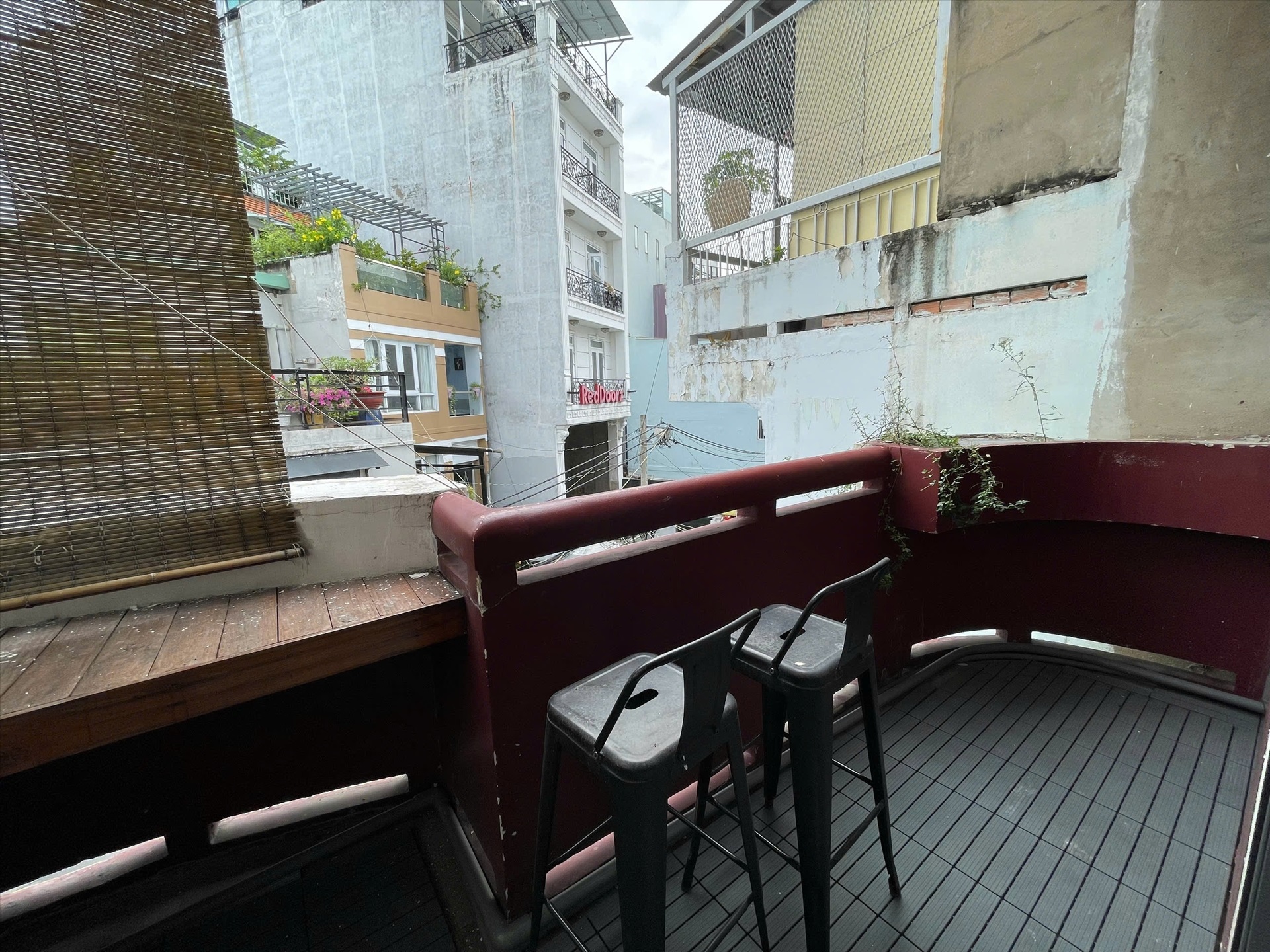 Phòng trọ Studio 30m2 tại JinJoo Home Nhiêu Tứ - Phú Nhuận - Ban công