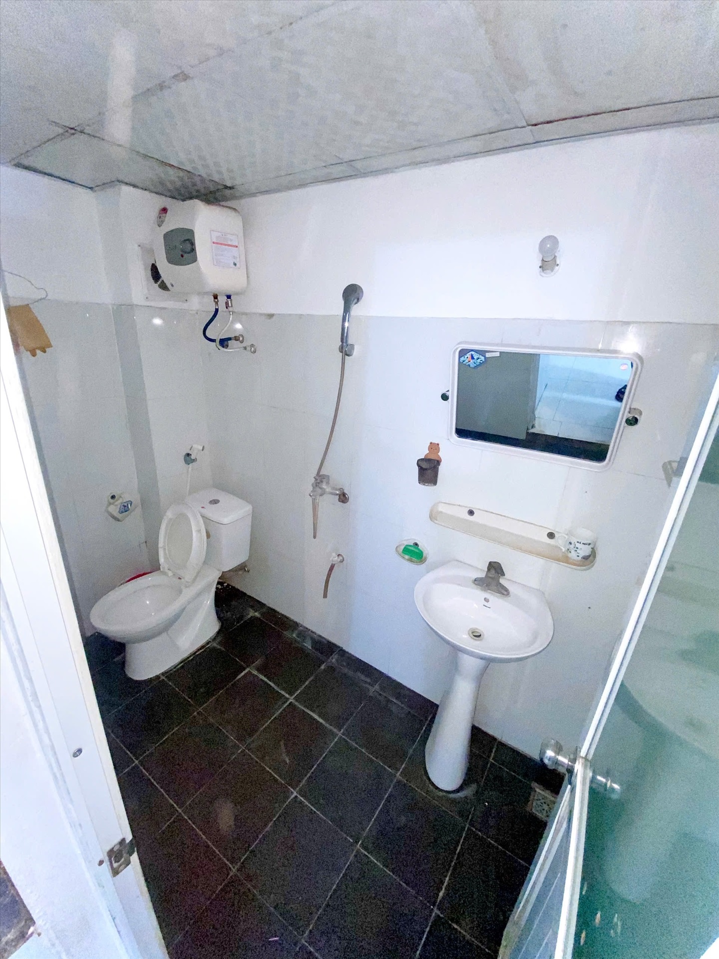 Phòng trọ Studio 25m2 tại Time House Phú Kiều - Bắc Từ Liêm - Phòng tắm