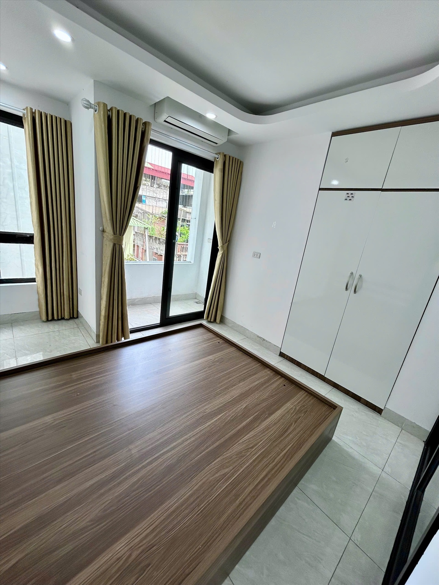 Phòng trọ TT House 4 Nguyễn Khánh Toàn - Cầu Giấy - Phòng (*)