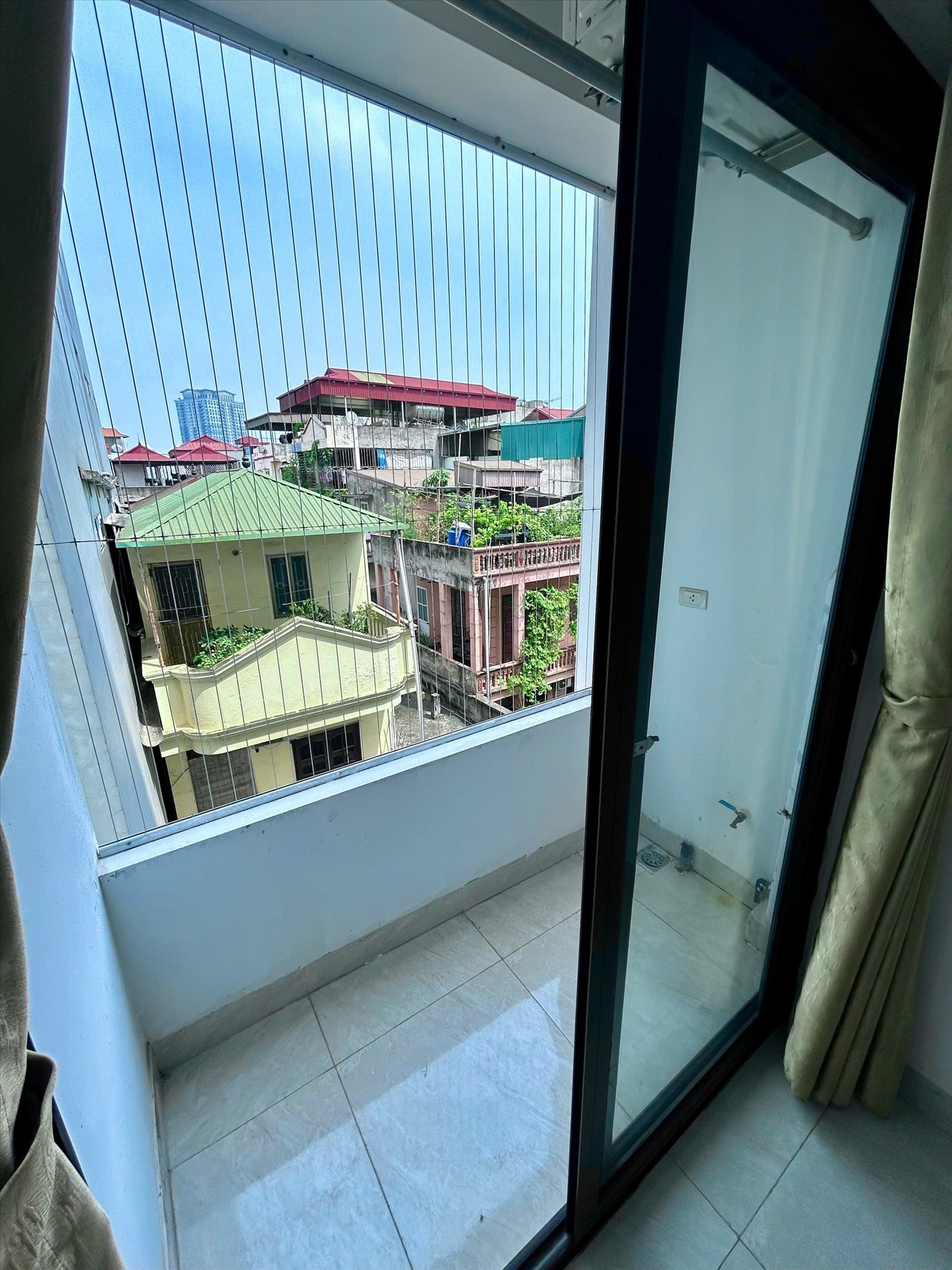 Phòng trọ 1 Phòng ngủ 45m2 tại TT House 4 Nguyễn Khánh Toàn - Cầu Giấy - Ban công