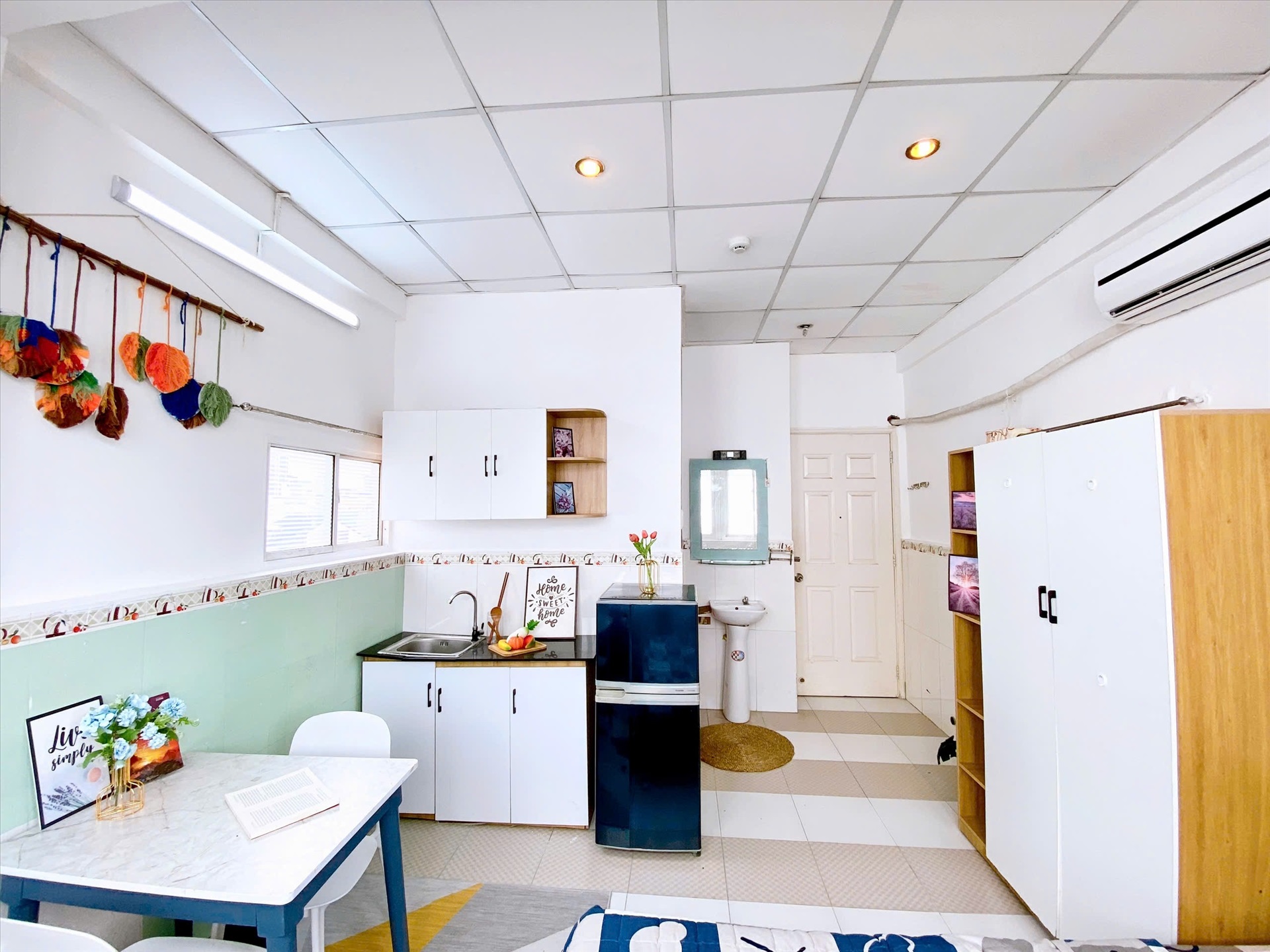 Phòng trọ CK Apartment Phạm Ngũ Lão - Quận 1 - Phòng (*)