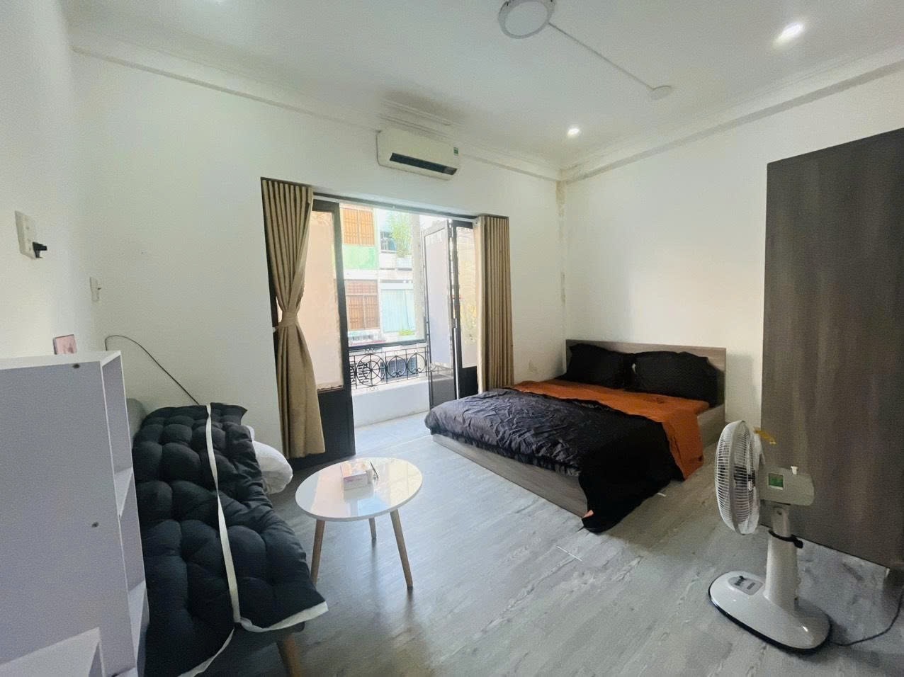 Phòng trọ Jinjoo Home Nguyễn Thiện Thuật - Quận 3 - Phòng (*)