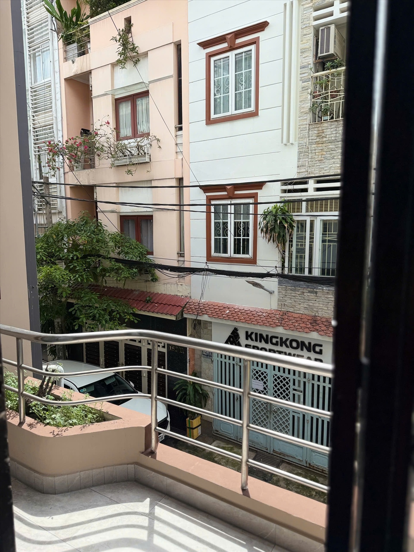 Phòng trọ Studio 35m2 tại LU HOME Lê Văn Sỹ - Phú Nhuận - Ban công