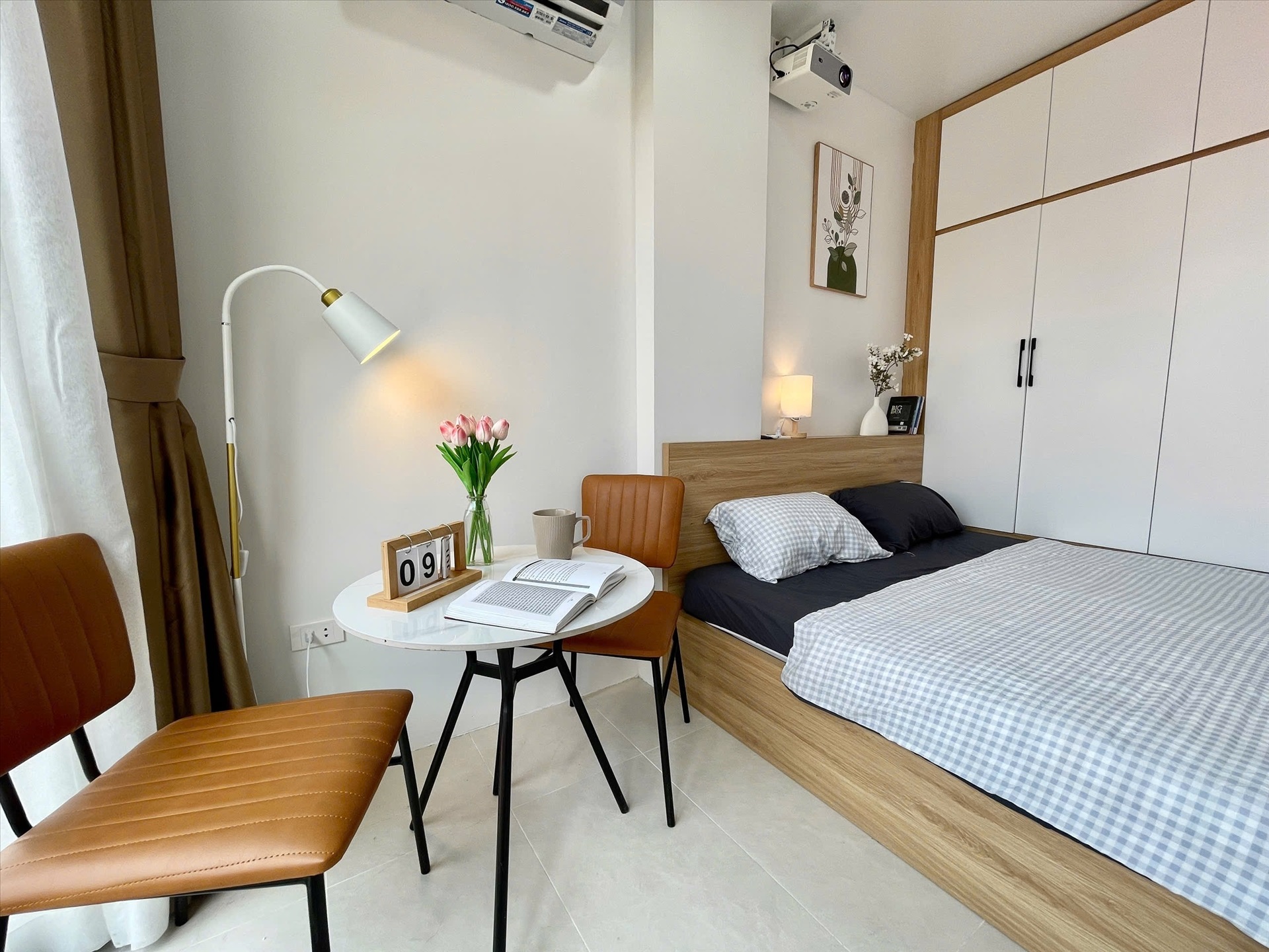 Phòng trọ Studio 26m2 tại Airstay Hoàng Quốc Việt - Cầu Giấy - Phòng khách