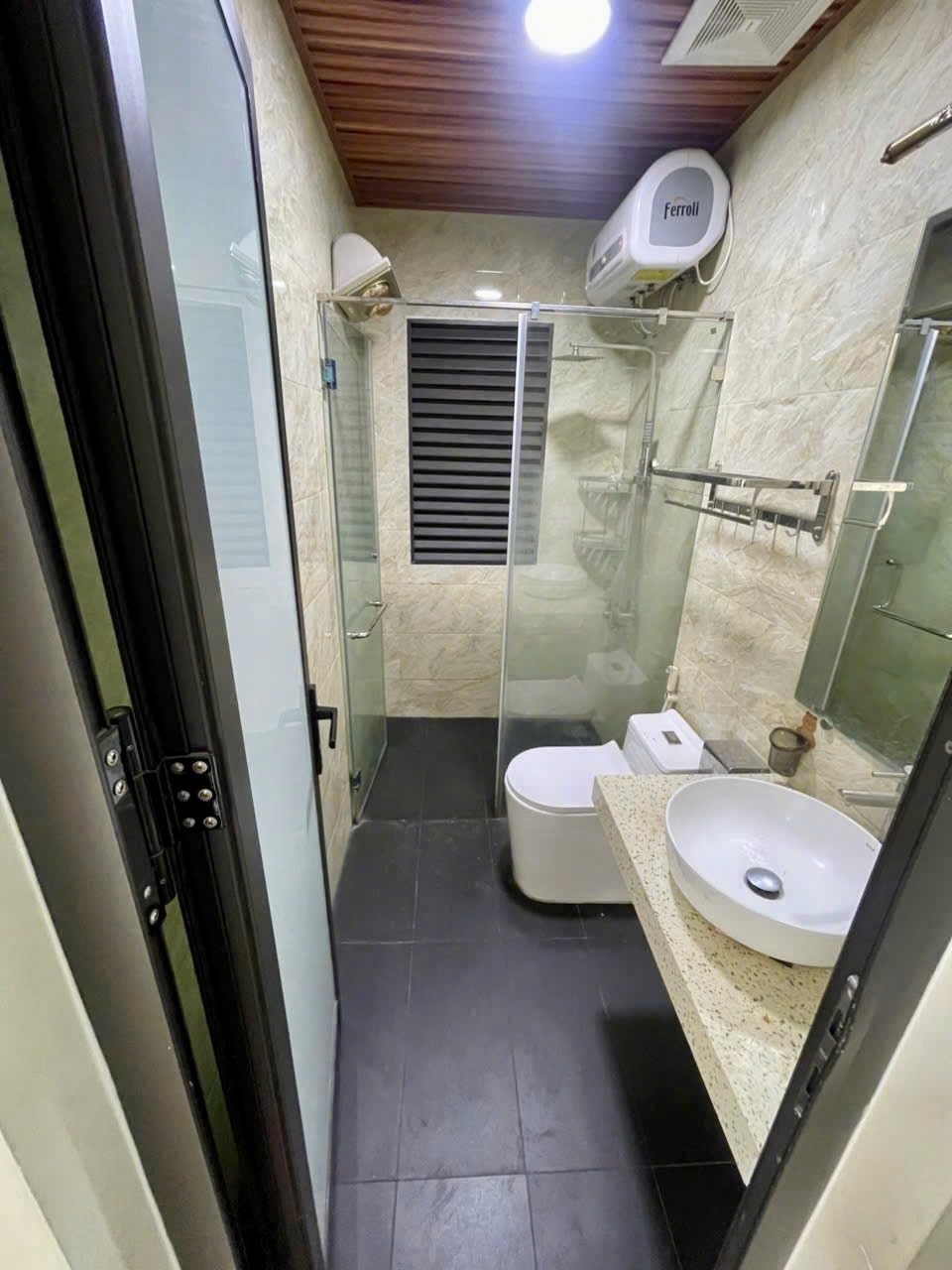 Phòng trọ 2 Phòng ngủ 60m2 tại Airstay Giáp Bát - Hoàng Mai - Phòng tắm