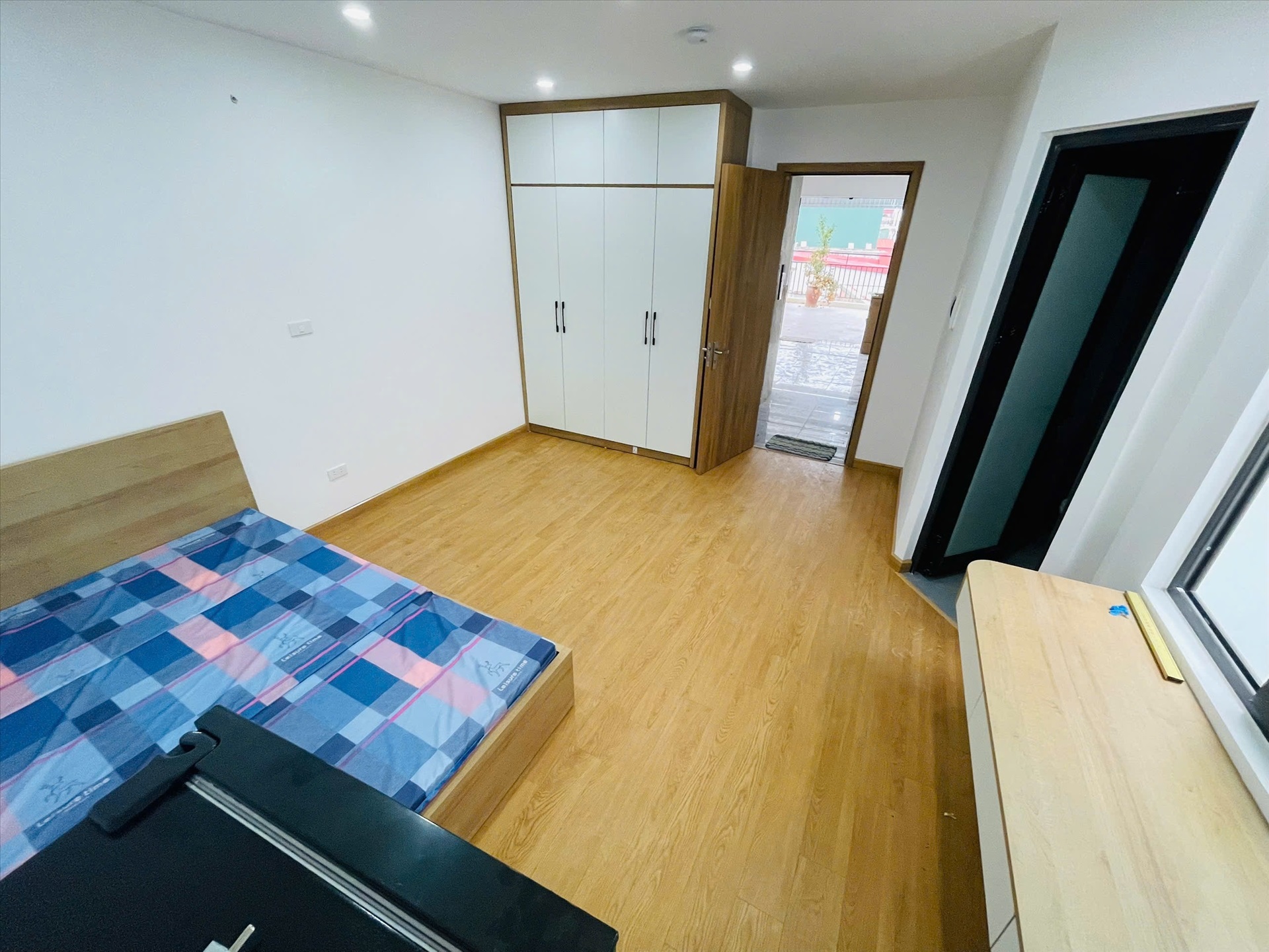 Phòng trọ Airstay Yên Lạc - Hai Bà Trưng - Phòng (*)