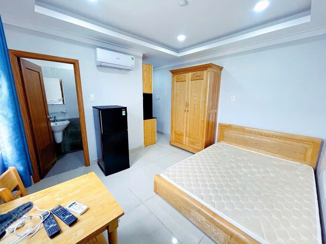 Phòng trọ John Tran House Nguyễn Trãi - Quận 1 - Phòng (*)