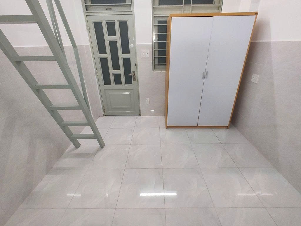 Phòng trọ Duplex 20m2 tại Cozrum Dương Quảng Hàm - Gò Vấp - Phòng khách