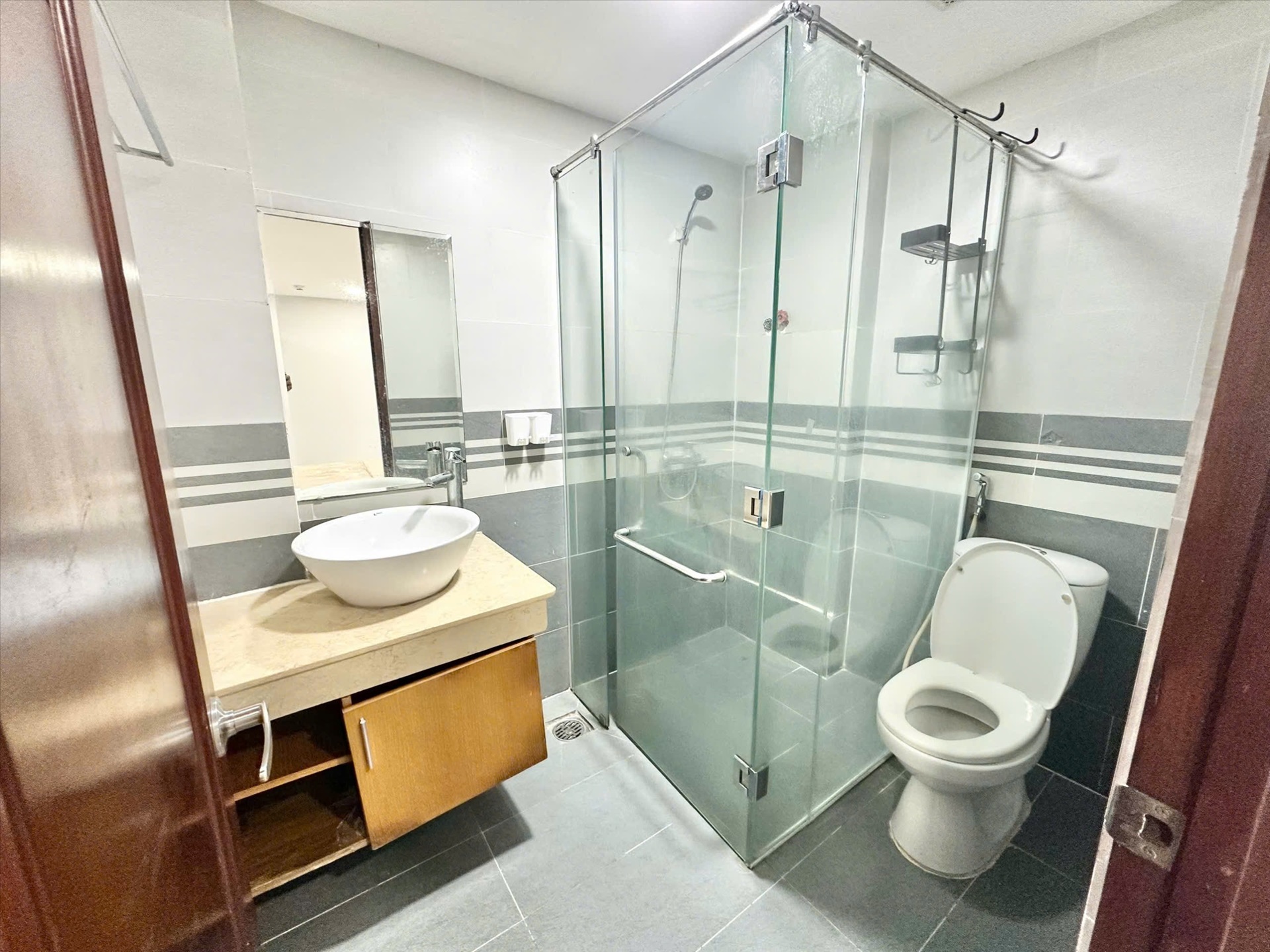 Phòng trọ 1 Phòng ngủ 25m2 tại CT Home Ông Ích Khiêm - Quận 11 - Phòng tắm