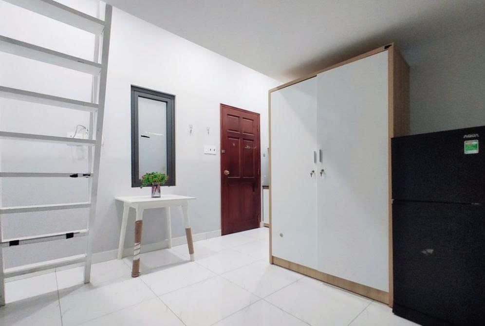 Phòng trọ Duplex 25m2 tại PTC House Trần Huy Liệu A - Phú Nhuận - Phòng khách