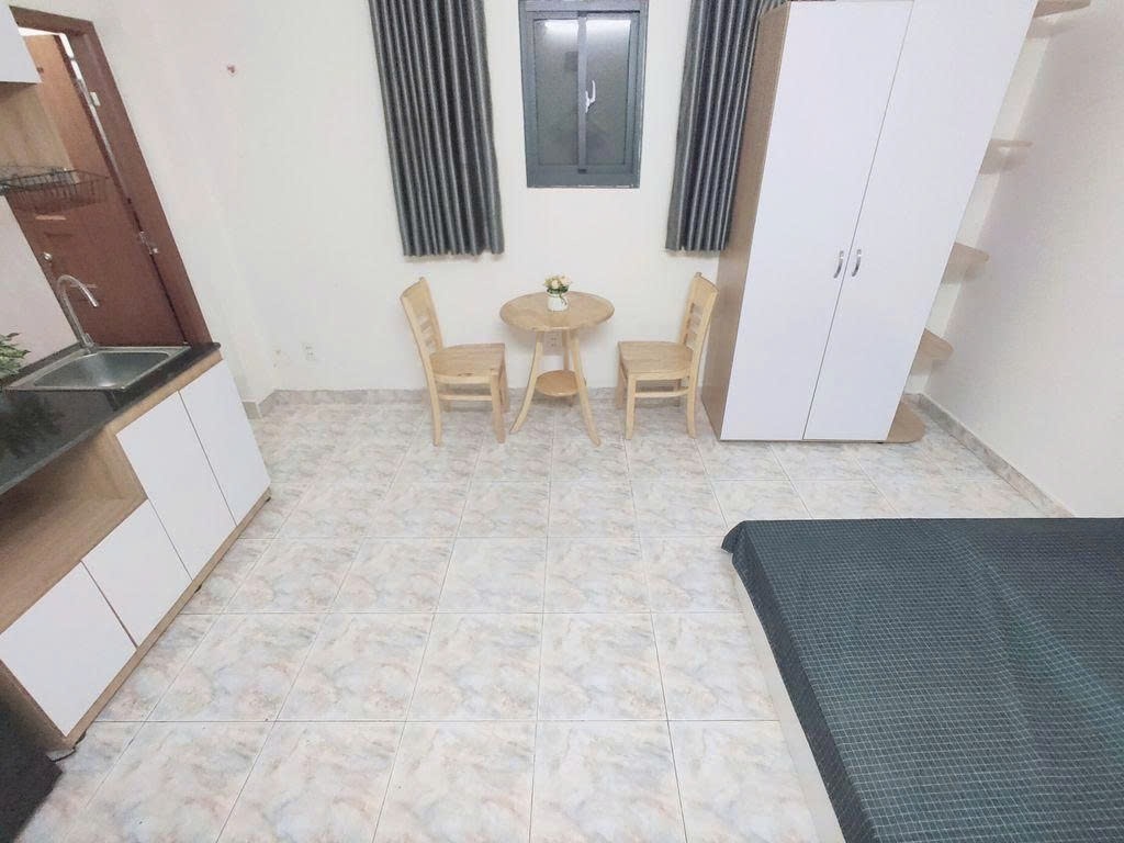 Phòng trọ Studio 25m2 tại PTC House Bình Giã - Tân Bình - Góc làm việc