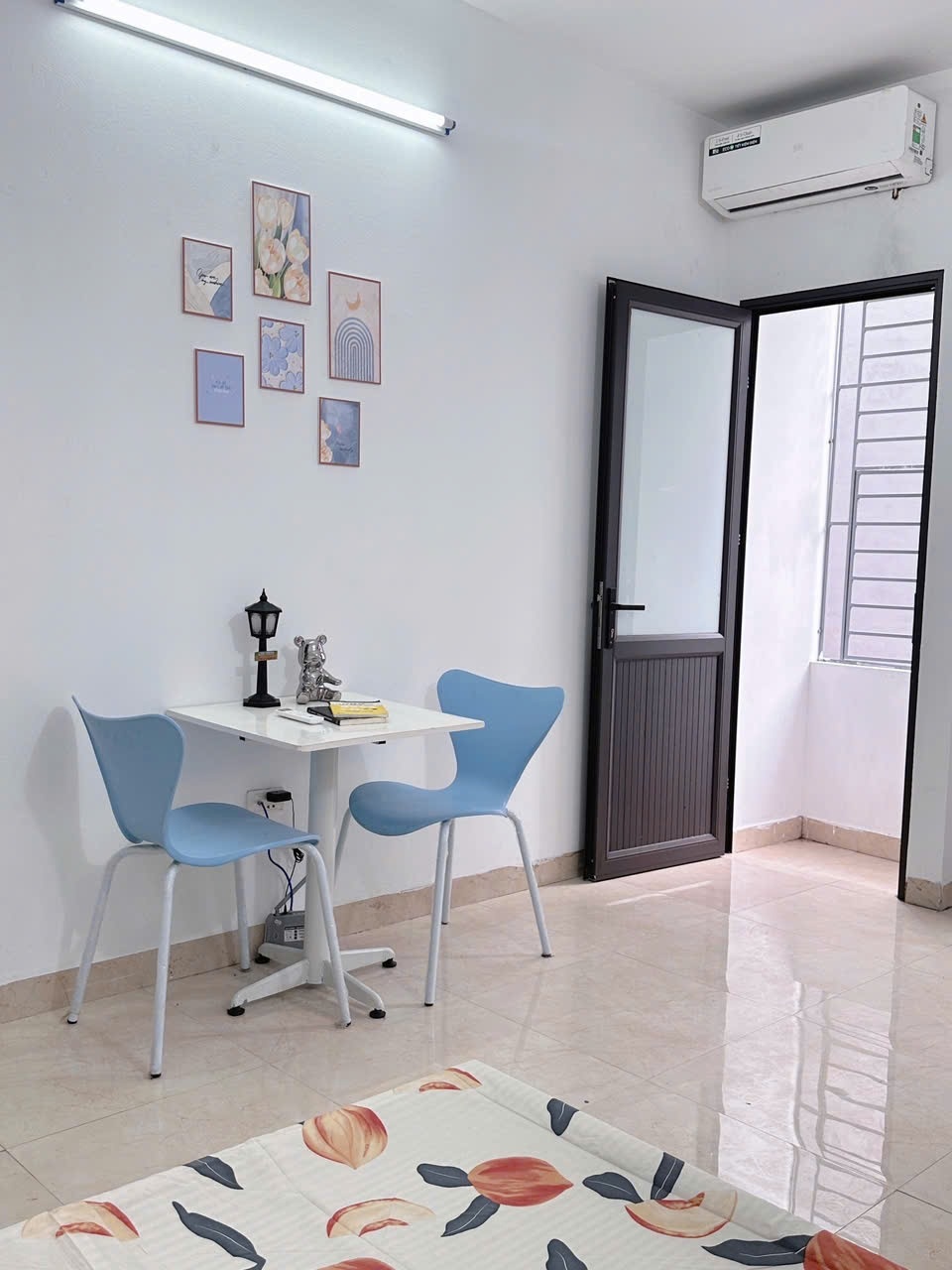 Phòng trọ Studio 25m2 tại QHOME Hoàng Ngân - Thanh Xuân - Phòng khách