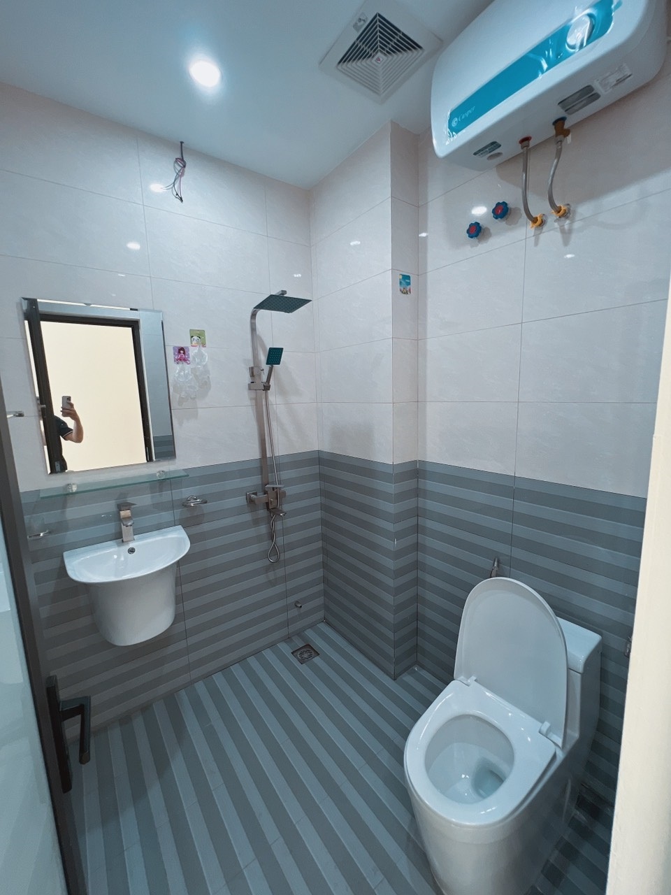 Phòng trọ Studio 25m2 tại QHOME Nguyễn Xiển - Thanh Xuân - Phòng tắm